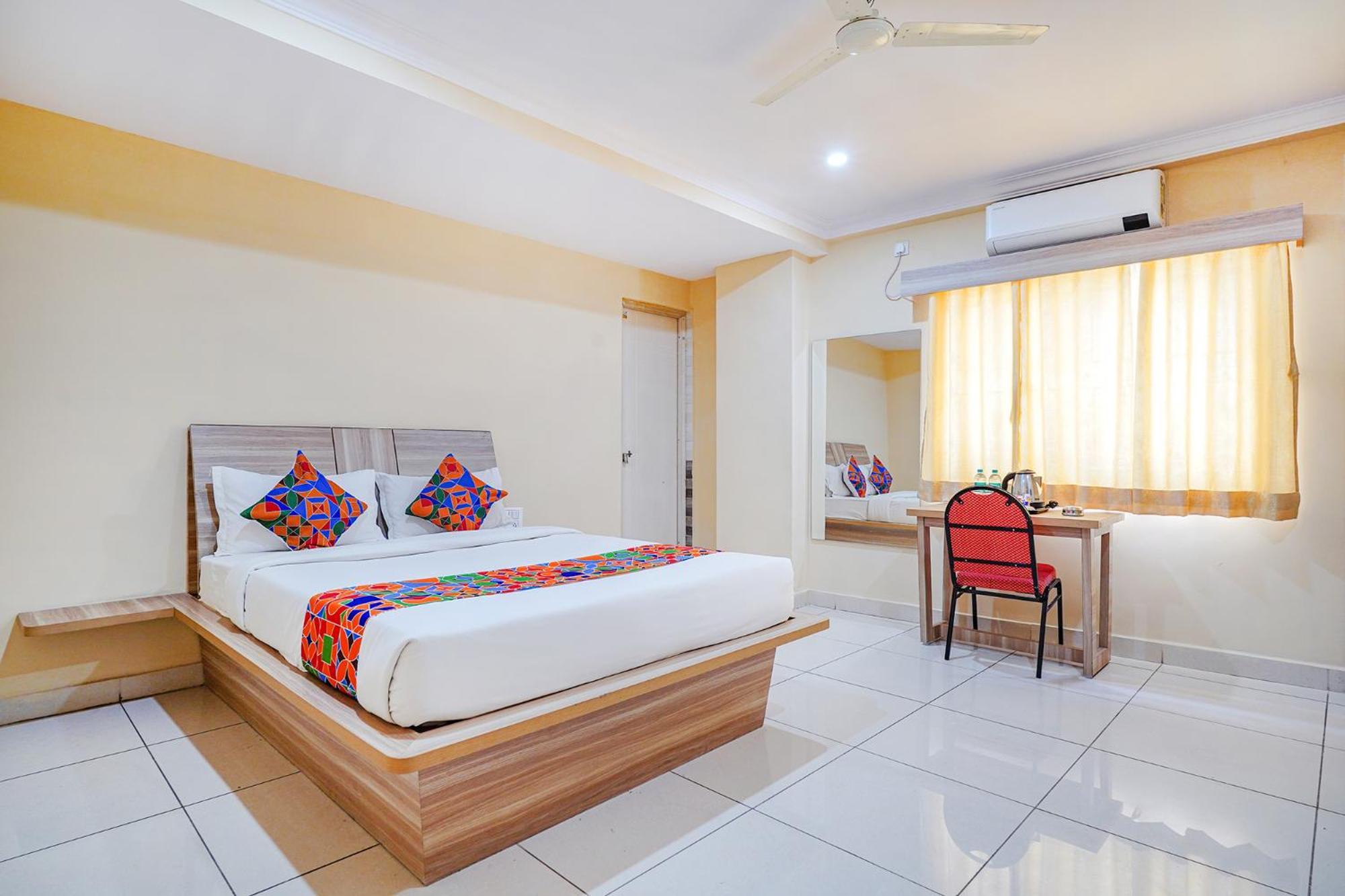 Fabhotel Bns Comforts