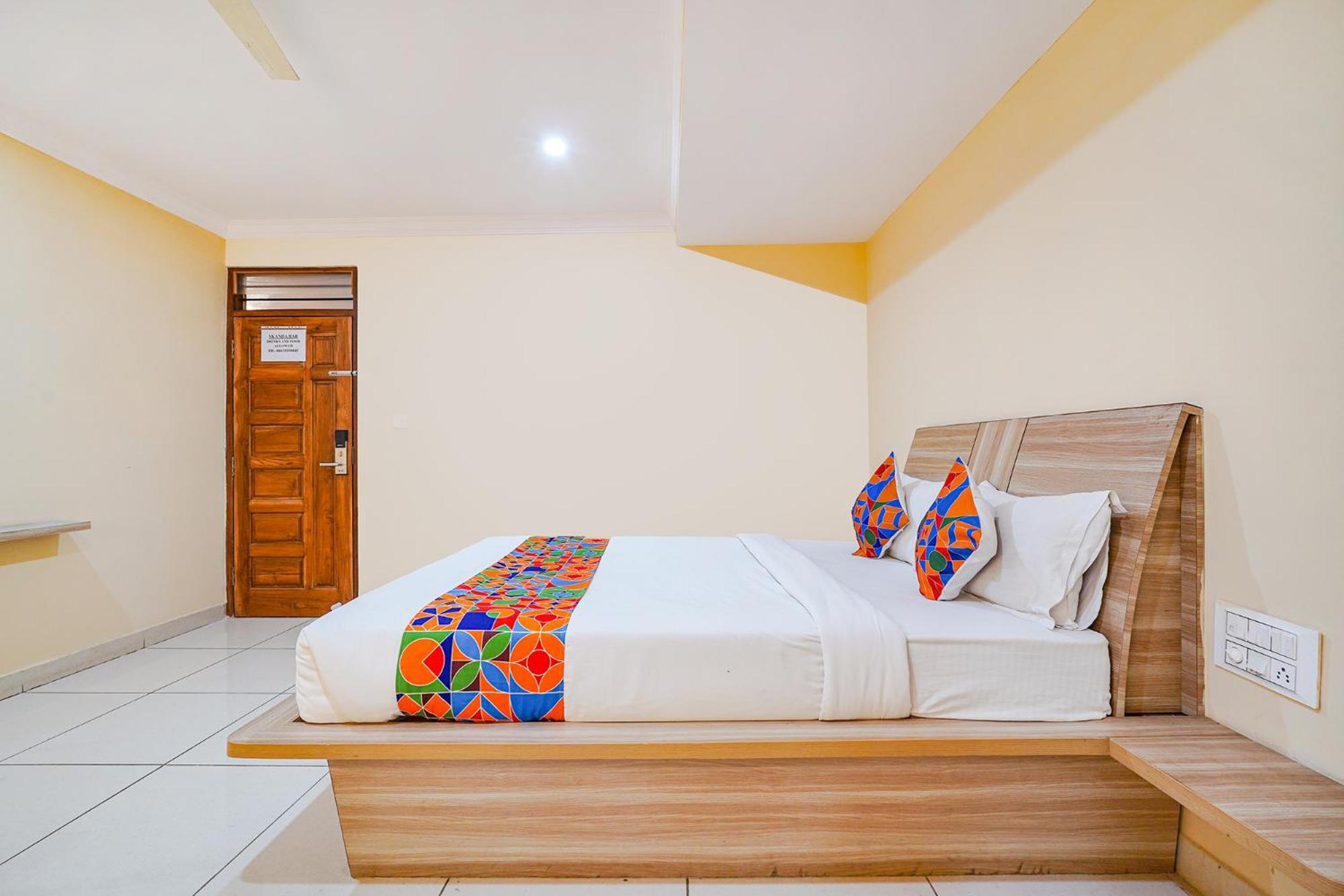 Fabhotel Bns Comforts 3*