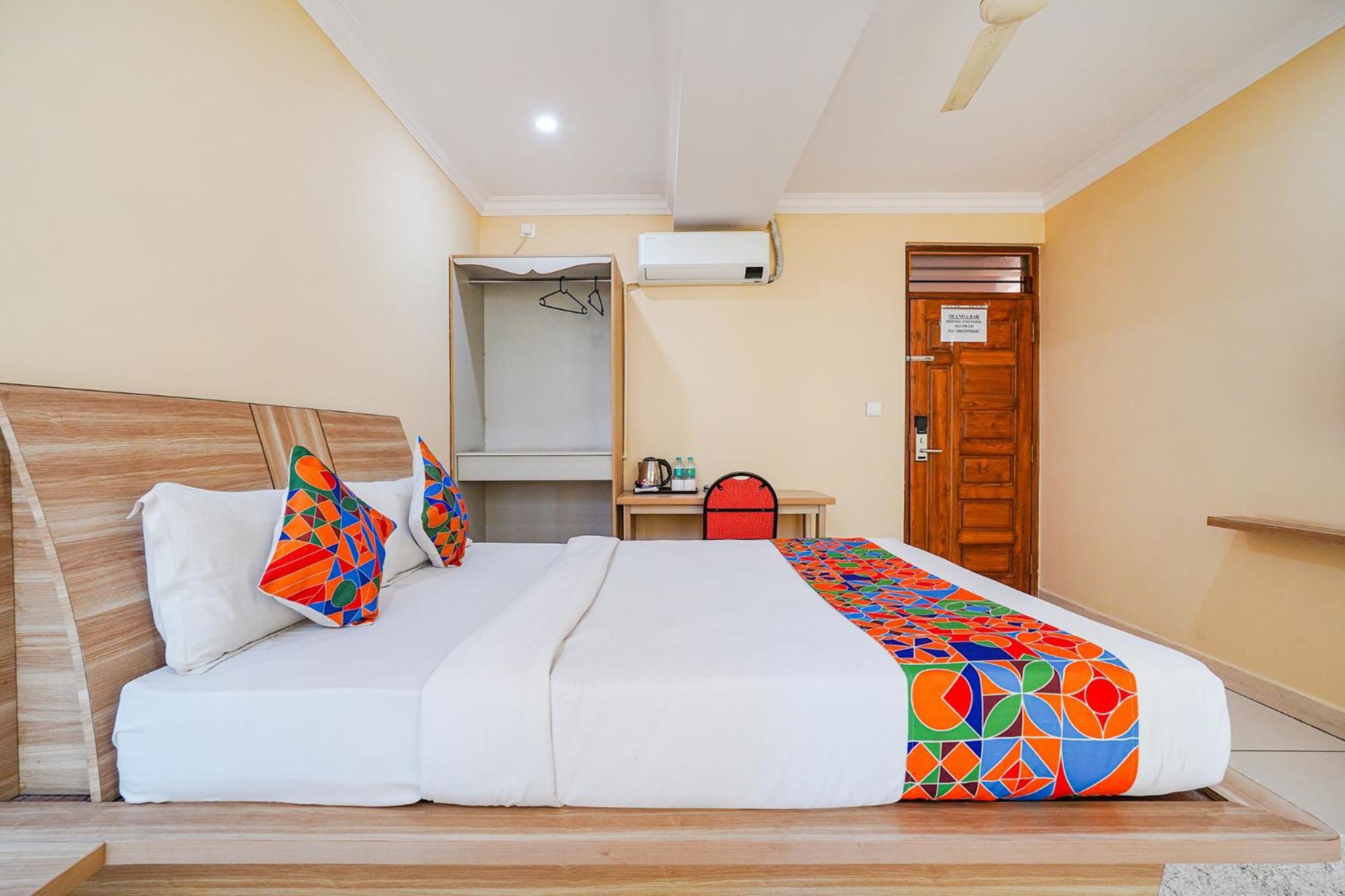 Hotel Fabhotel Bns Comforts Bangalore