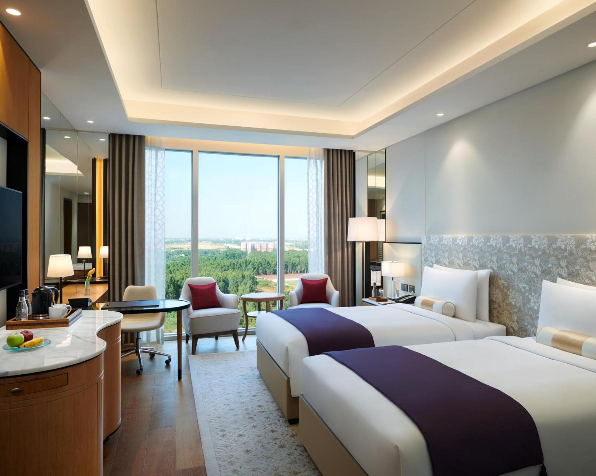 The Leela Bhartiya Hotel