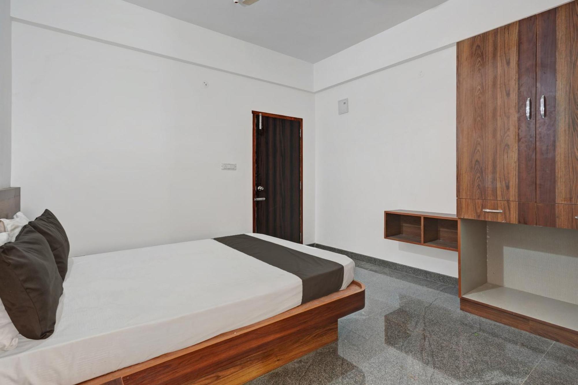 Oyo Bungalow Lodging & Boarding 3* Bangalore