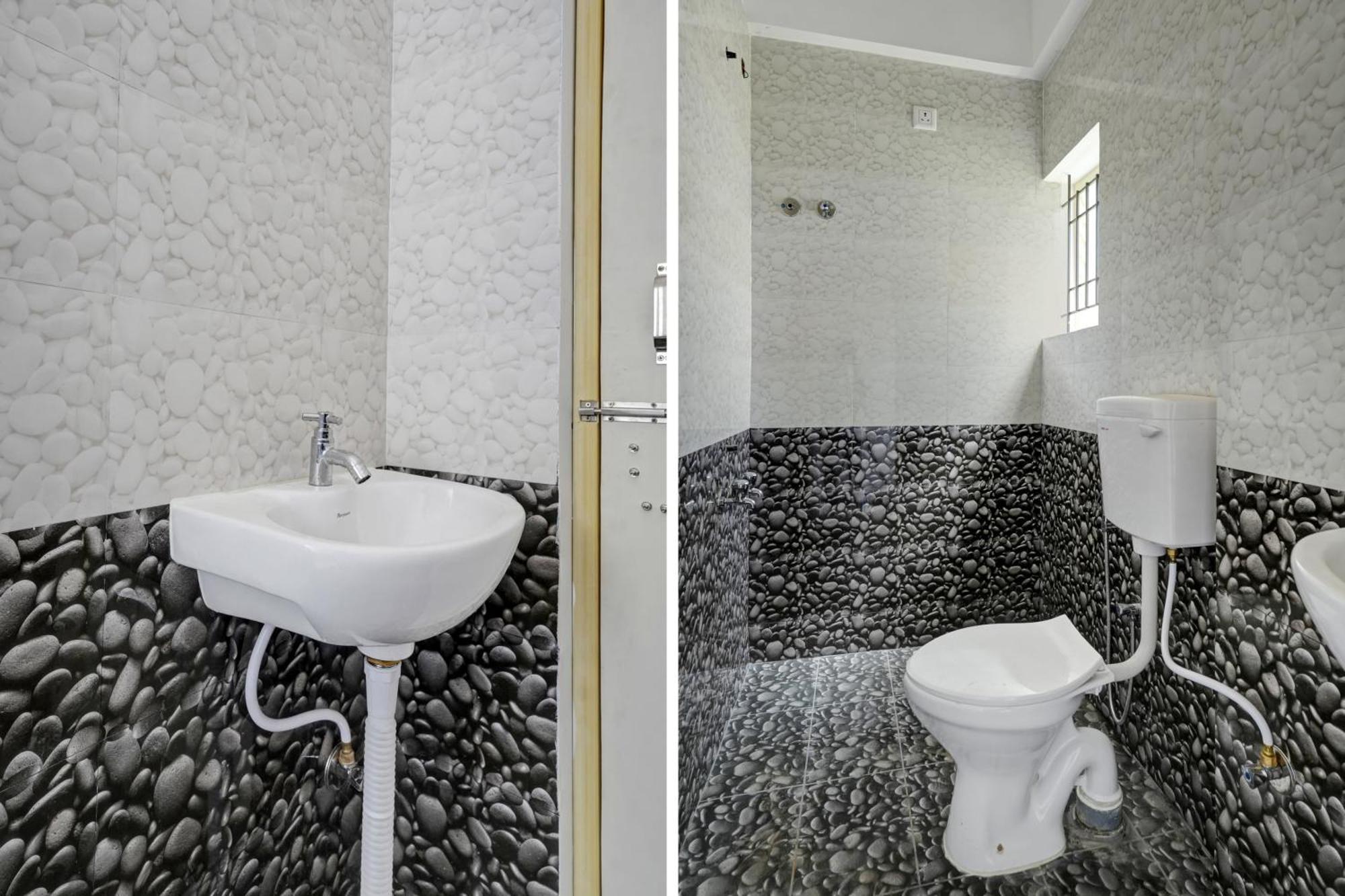 Hotel Oyo Bungalow Lodging & Boarding Bangalore