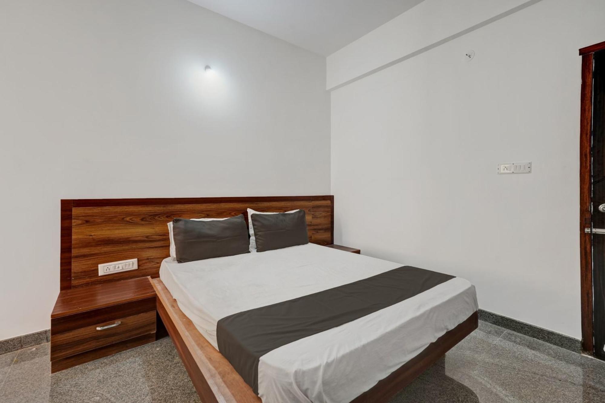 Oyo Bungalow Lodging & Boarding