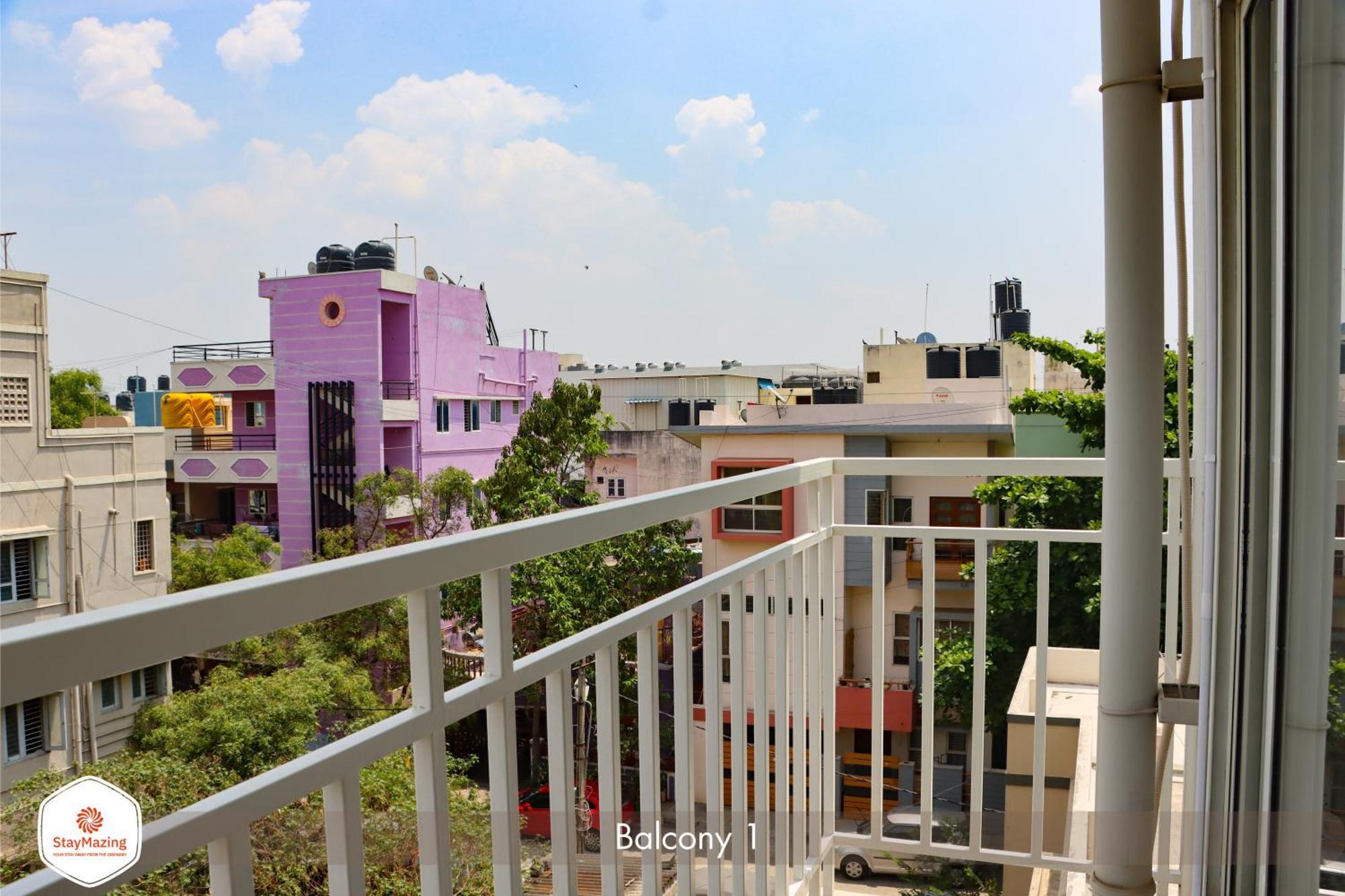 Staymazing Ferndale-1,2&3 Bhk Boutique Ac Serviced Apartment *
