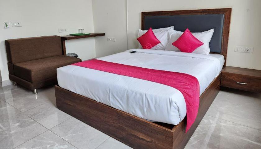 Kings Hotel Bangalore