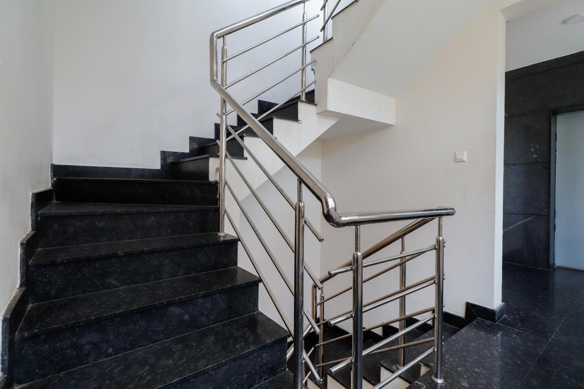 Hotel Super Gn Collection O Near Rajajinagar Industrial Estate Bangalore