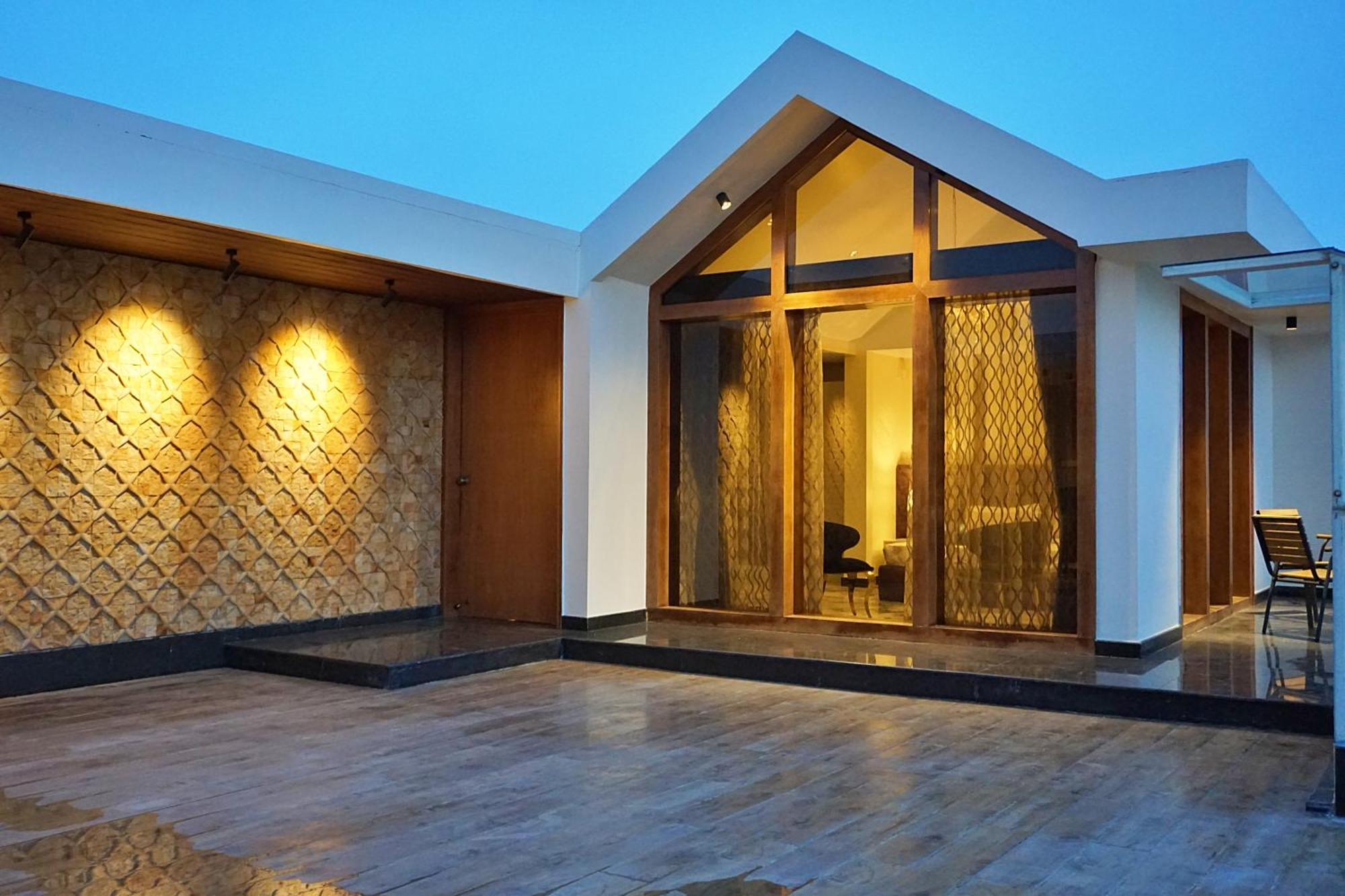 The Pentouz On 100 Feet Road Indiranagar - An Urban Luxury Retreat * Bangalore