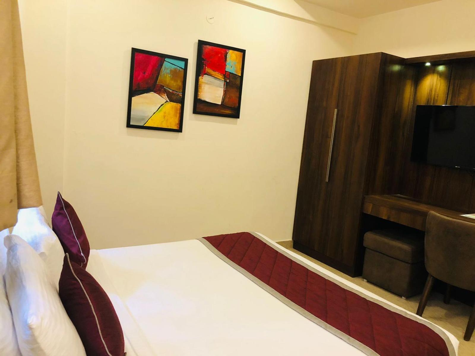 Hotel Coastal Grand Cassa Times - Electronic City 3*