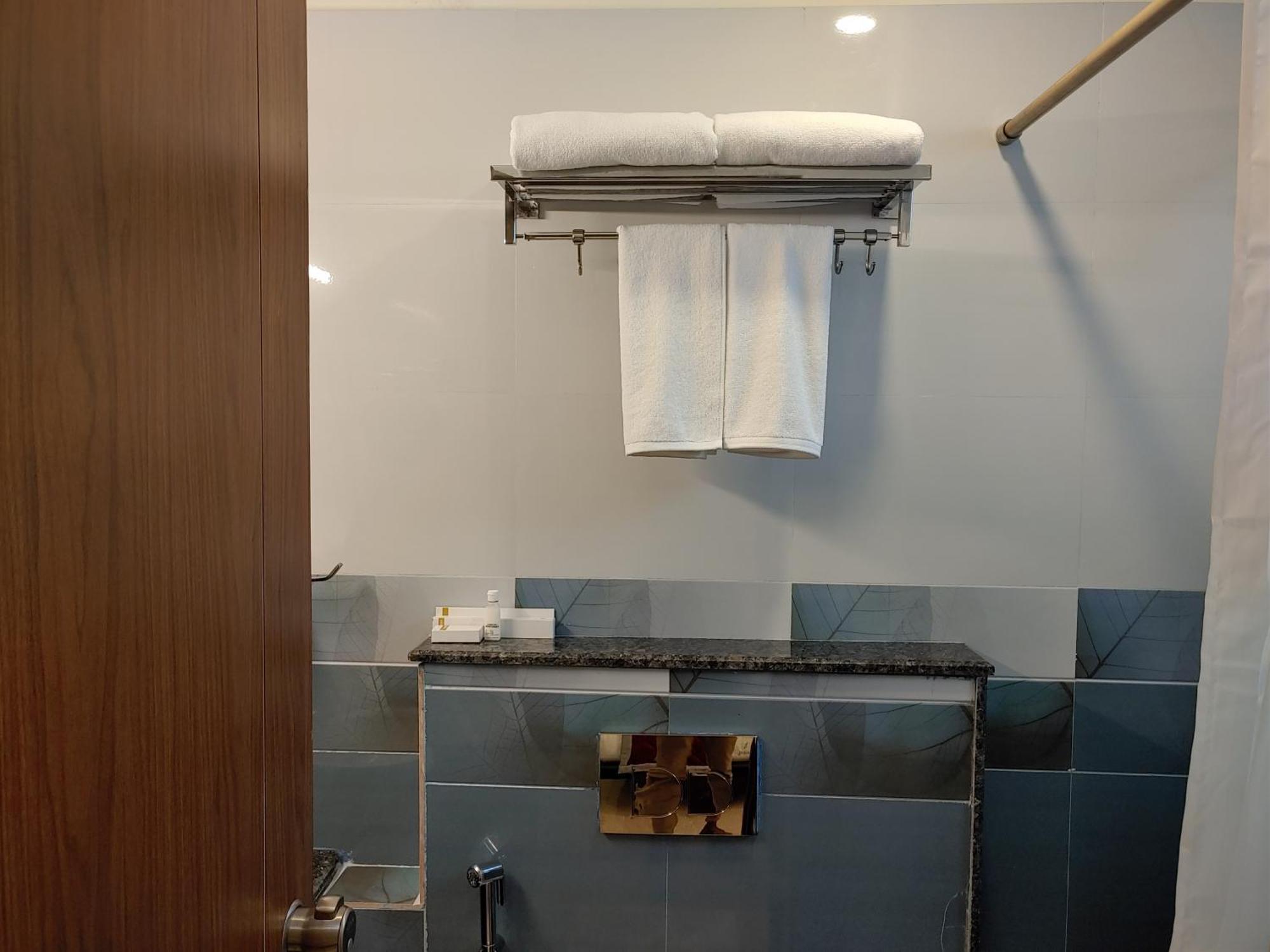 Coastal Grand Cassa Times - Electronic City Hotel