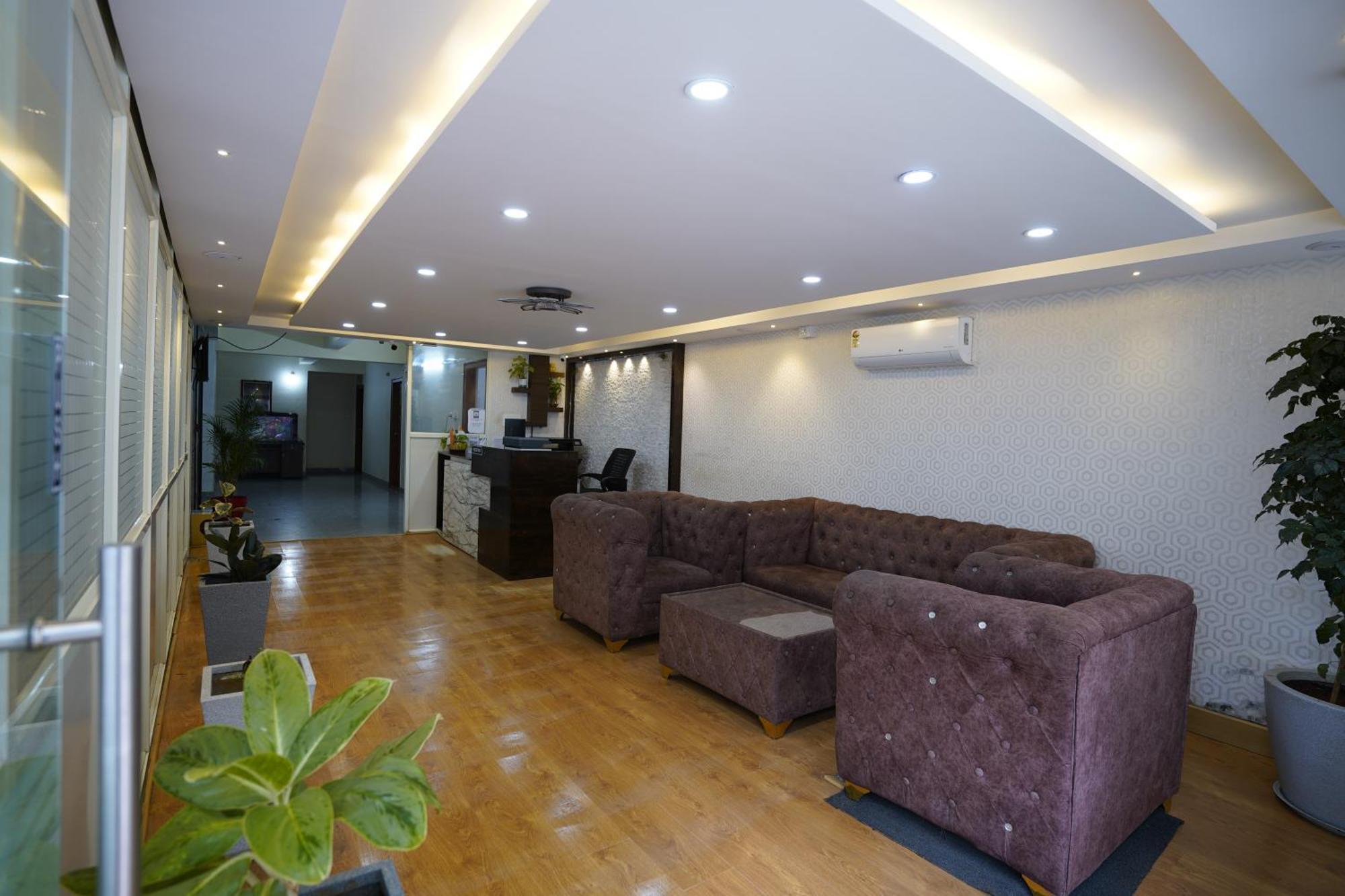 Sai Bliss International, Near Manyata Tech Park Hotel *