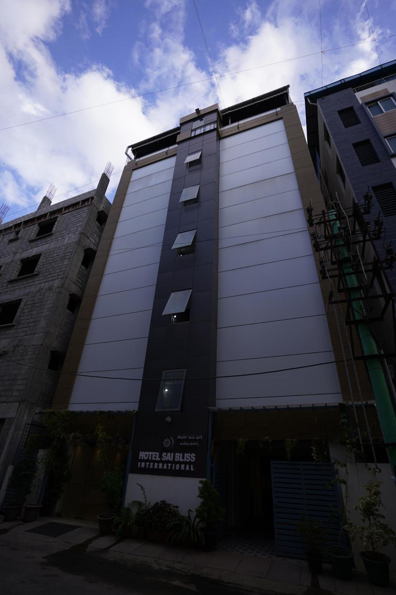 Sai Bliss International, Near Manyata Tech Park Hotel *