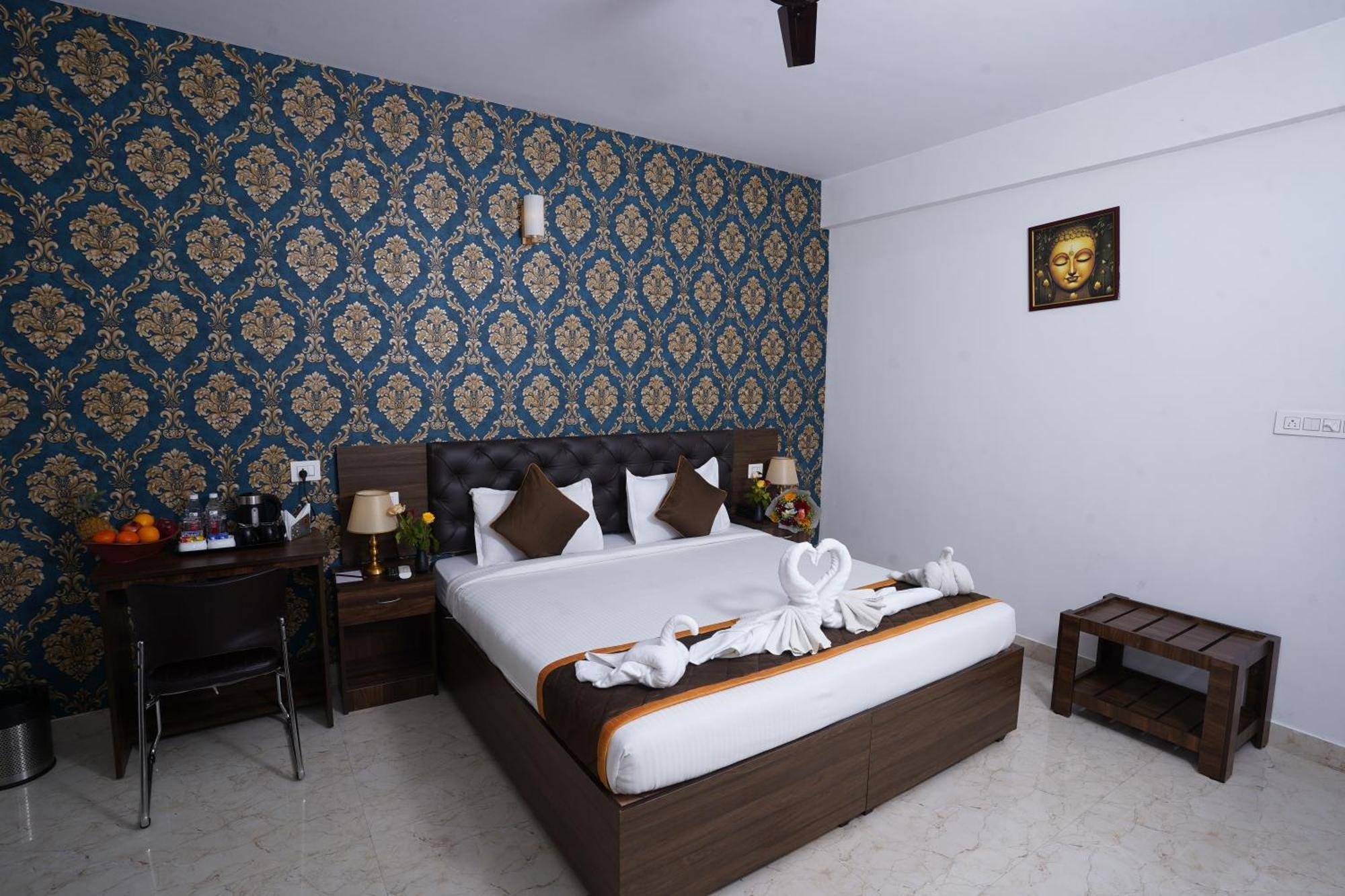 Sai Bliss International, Near Manyata Tech Park Hotel *