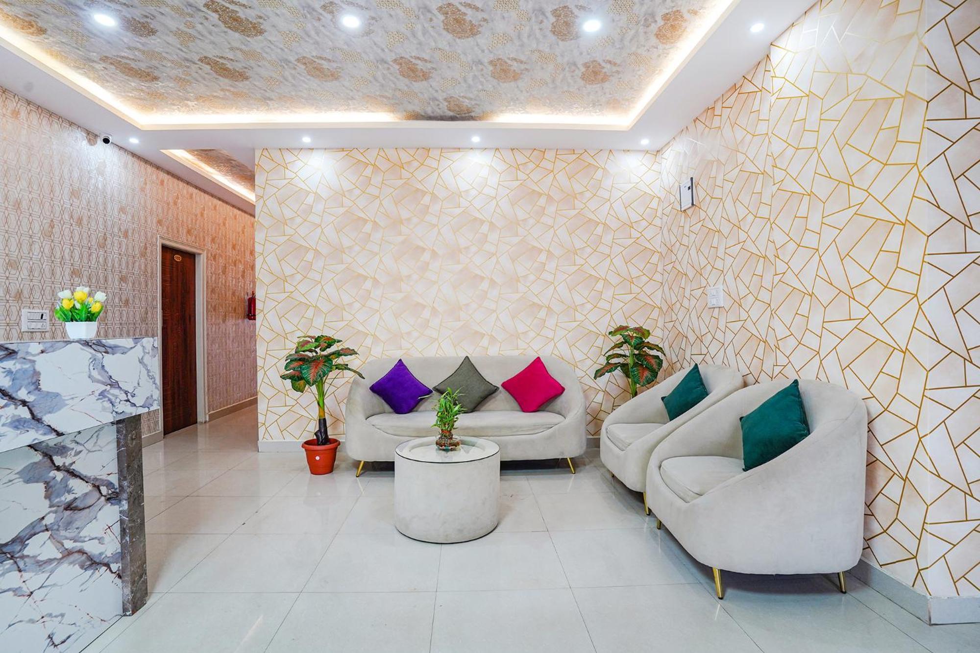 Hotel Fabhotel Partha Residency - Nr Iskcon Kr Puram