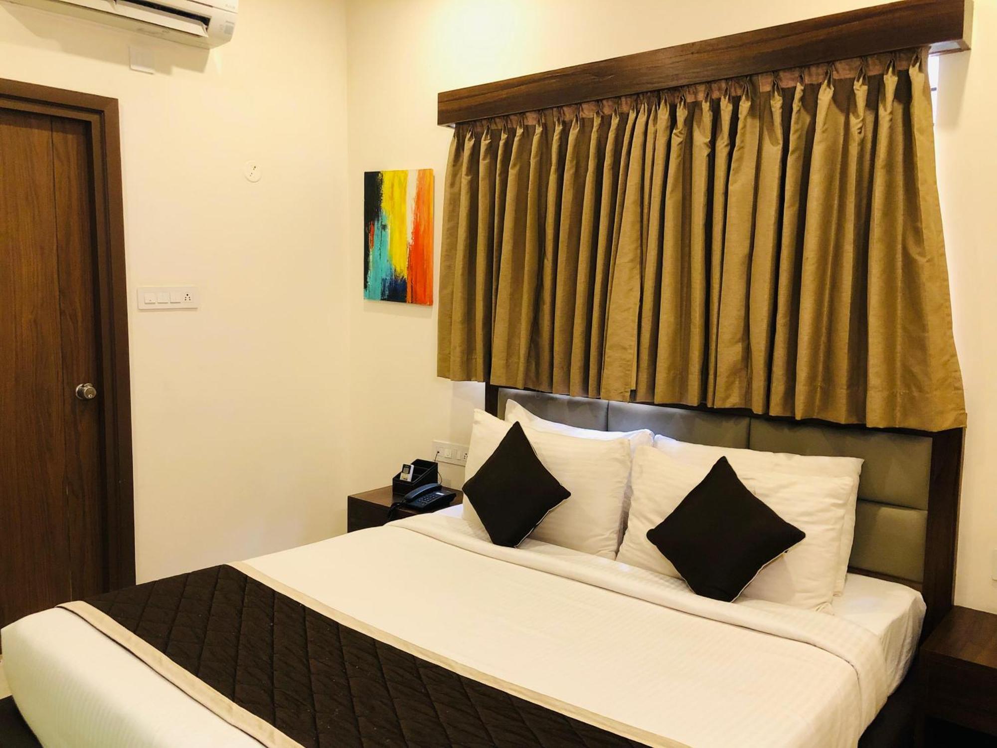 Hotel Coastal Grand Cassa Times - Electronic City 3*