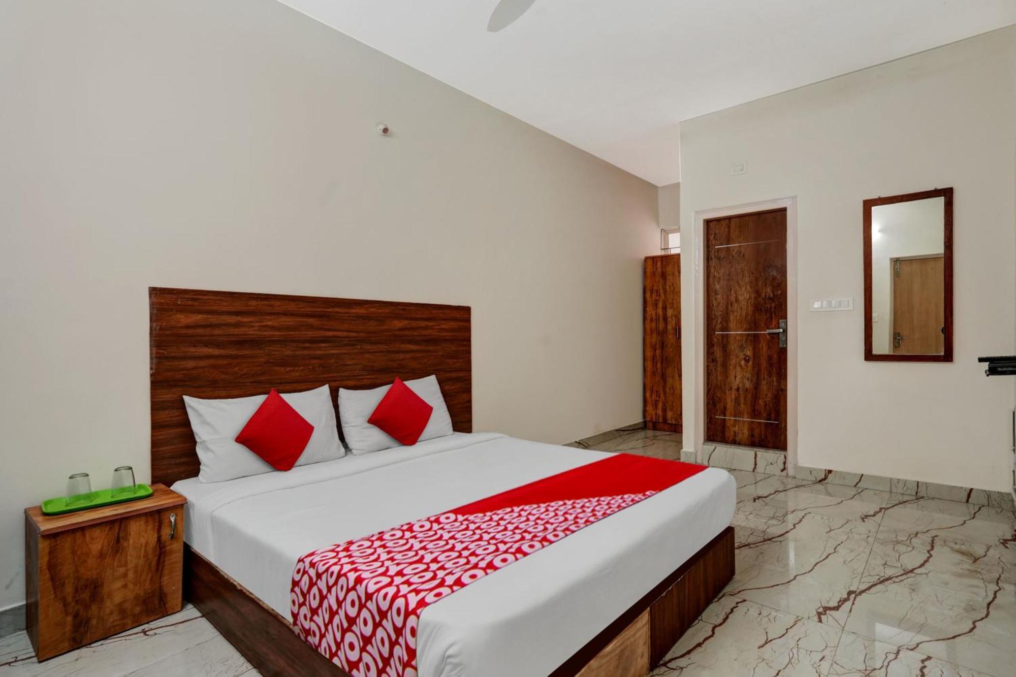 O Sri Balaji Comforts 4* Bangalore