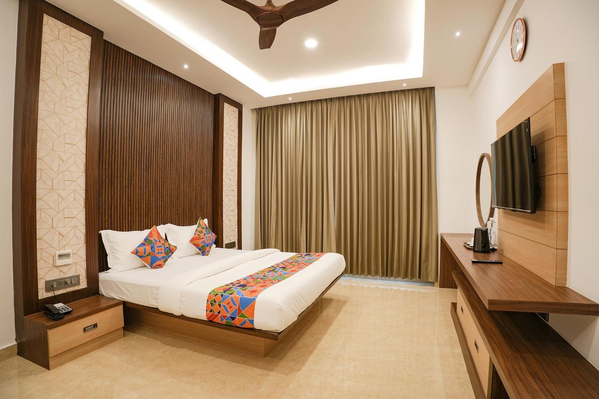 Fabhotel 7 Hills Bangalore