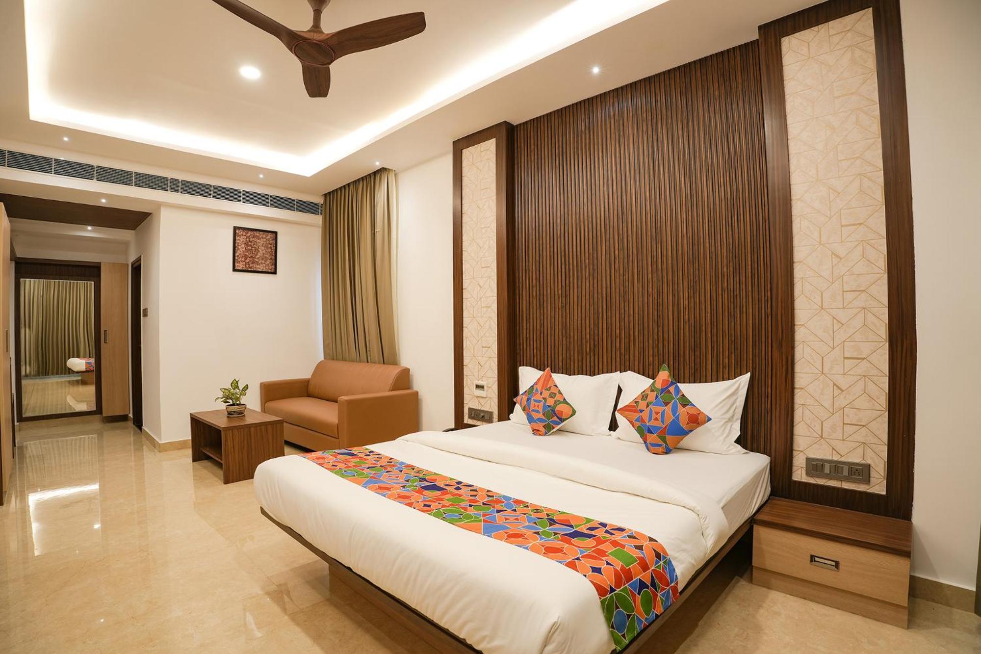 Fabhotel 7 Hills Hotel 3*