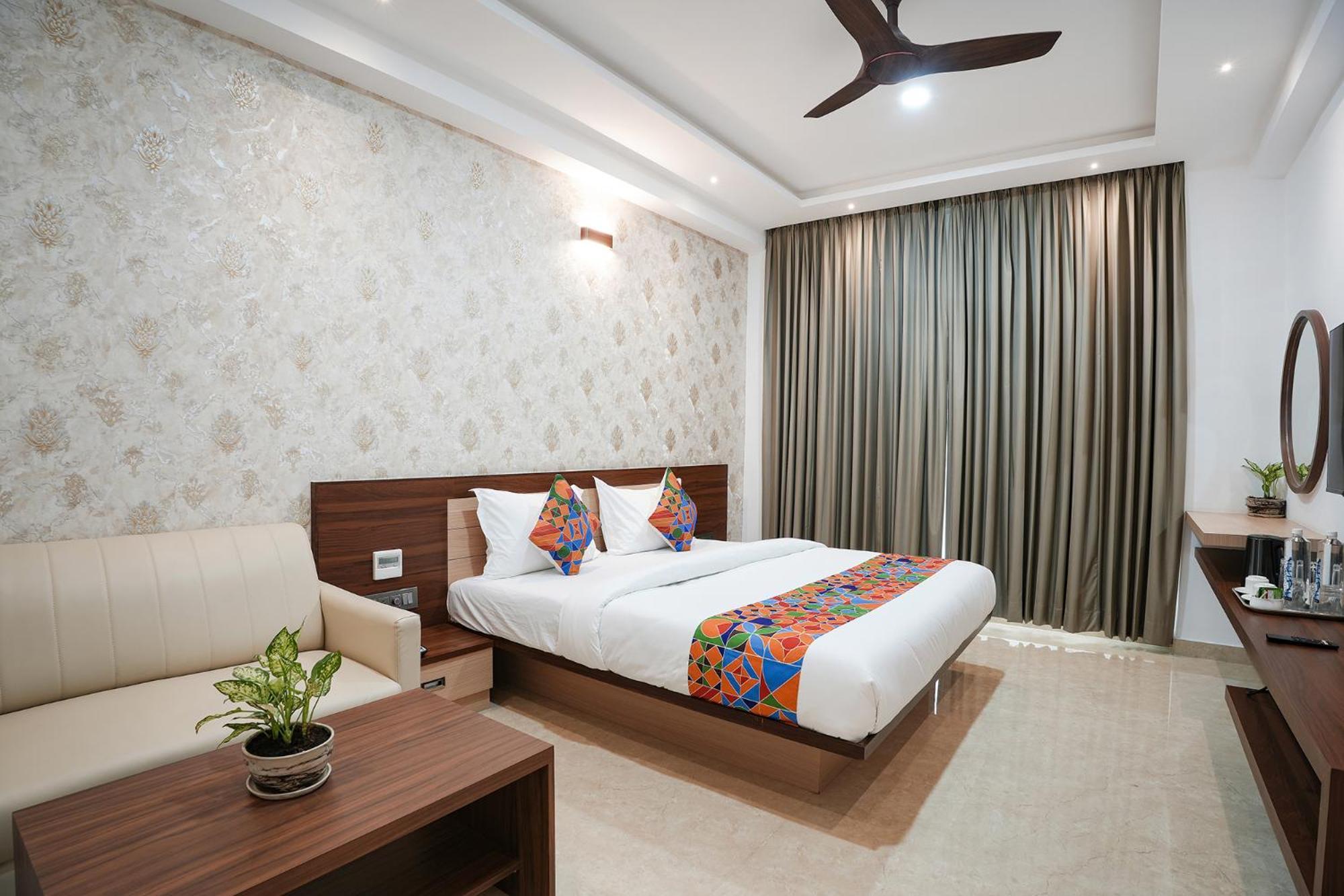 Fabhotel 7 Hills Hotel Bangalore