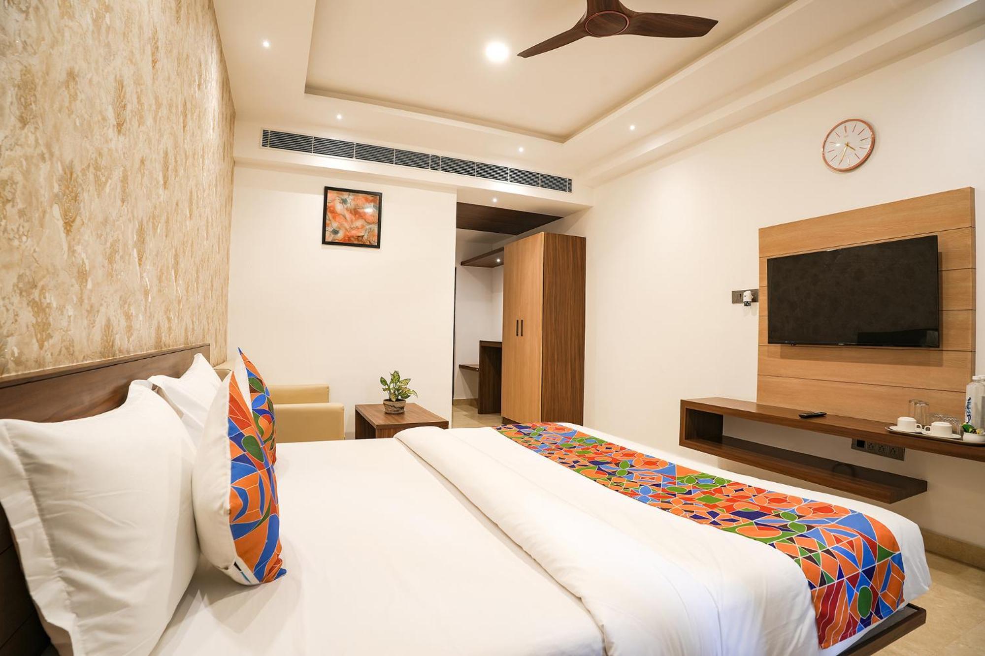 Fabhotel 7 Hills Bangalore