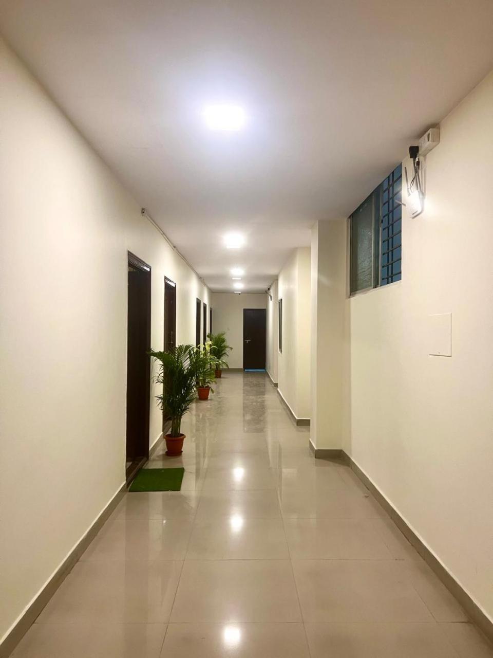 Keerthi Service Apartment, Bellandur * Bangalore