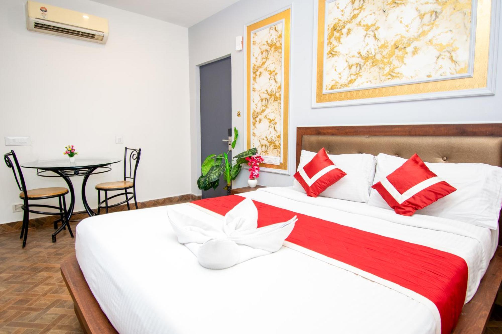Fabhotel Emerald