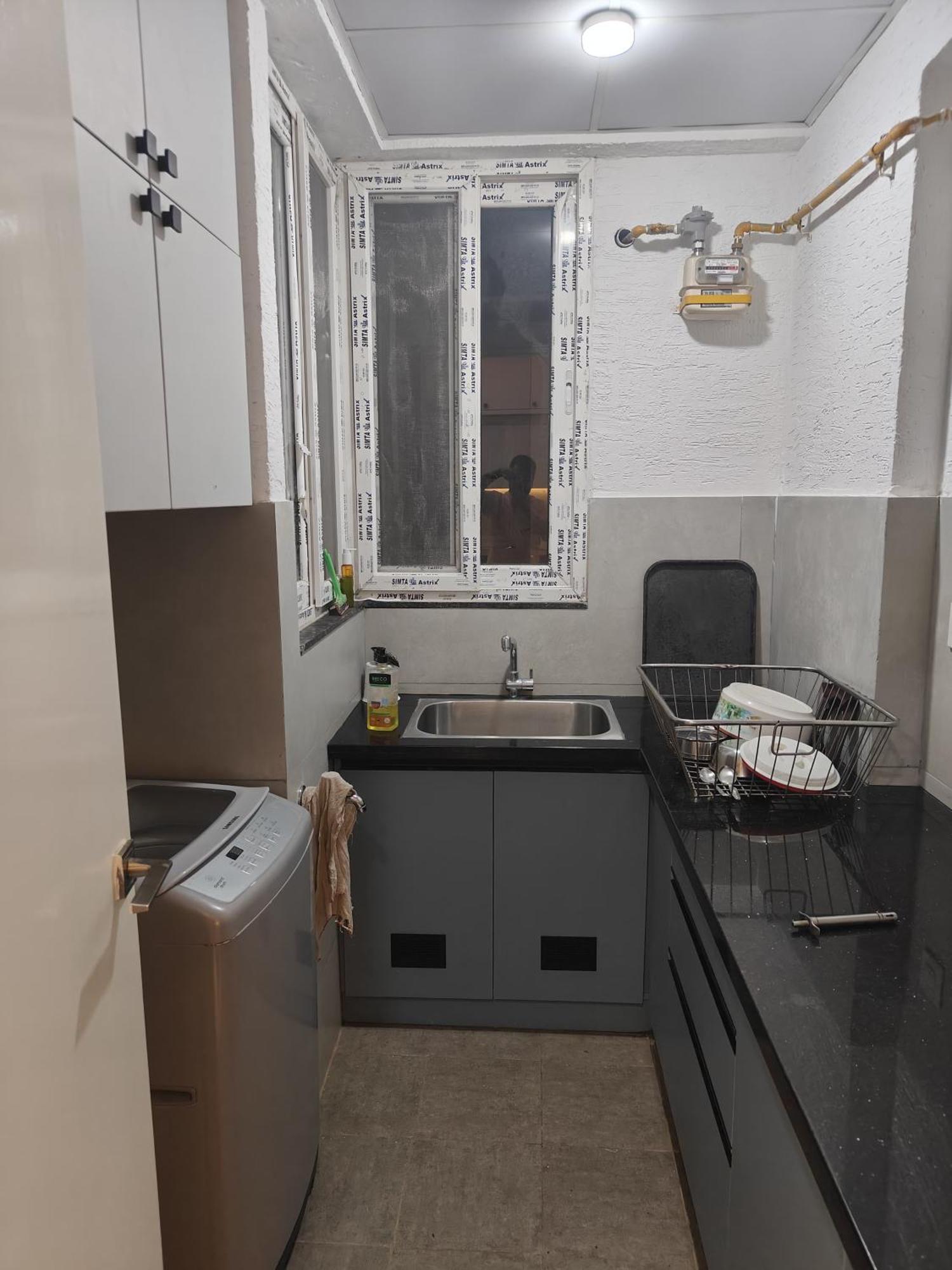 Singh's Space L Luxurious 2bhk L On Floor With Large Balcony