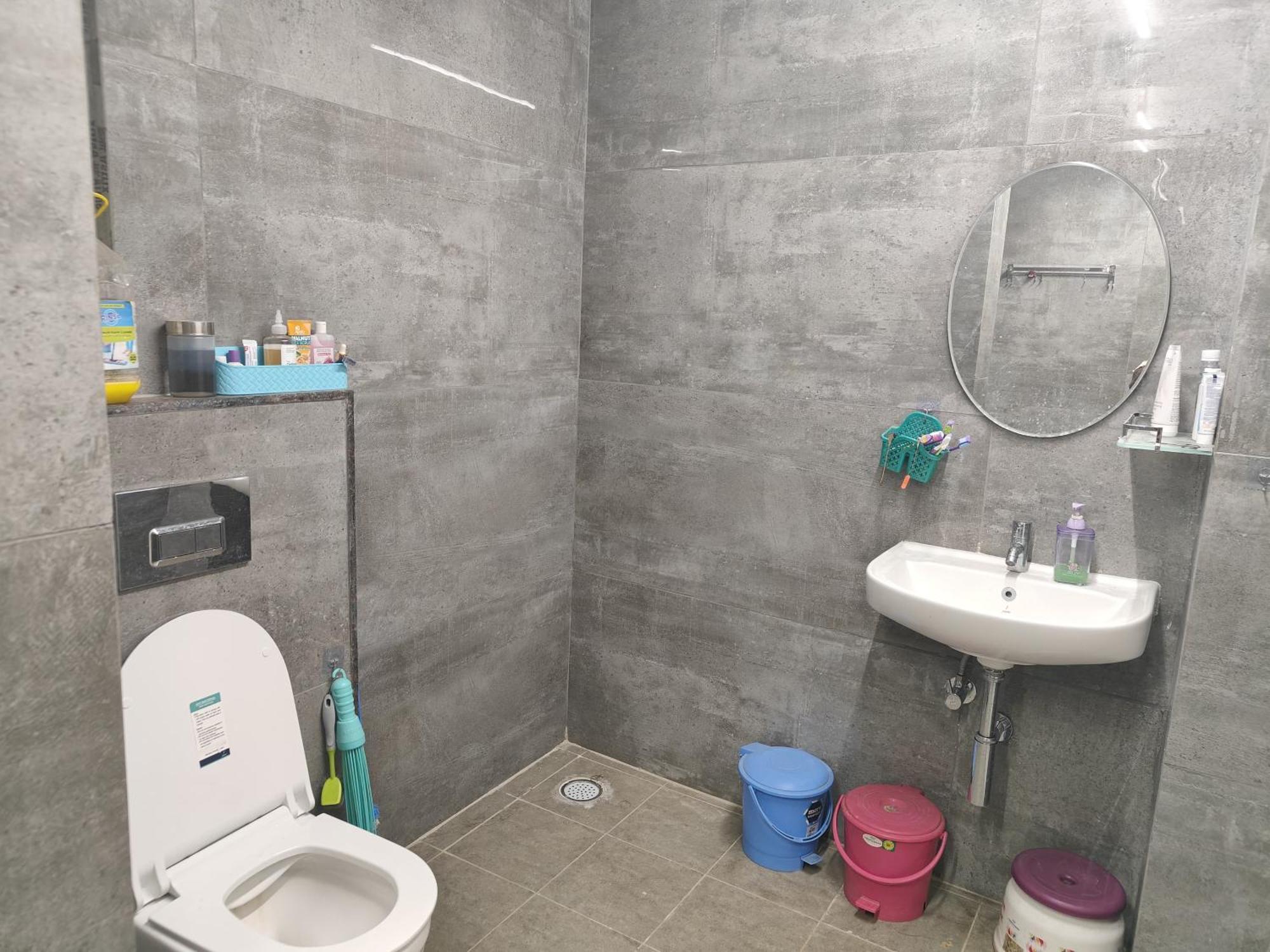 Apartment Singh's Space L Luxurious 2bhk L On Floor With Large Balcony