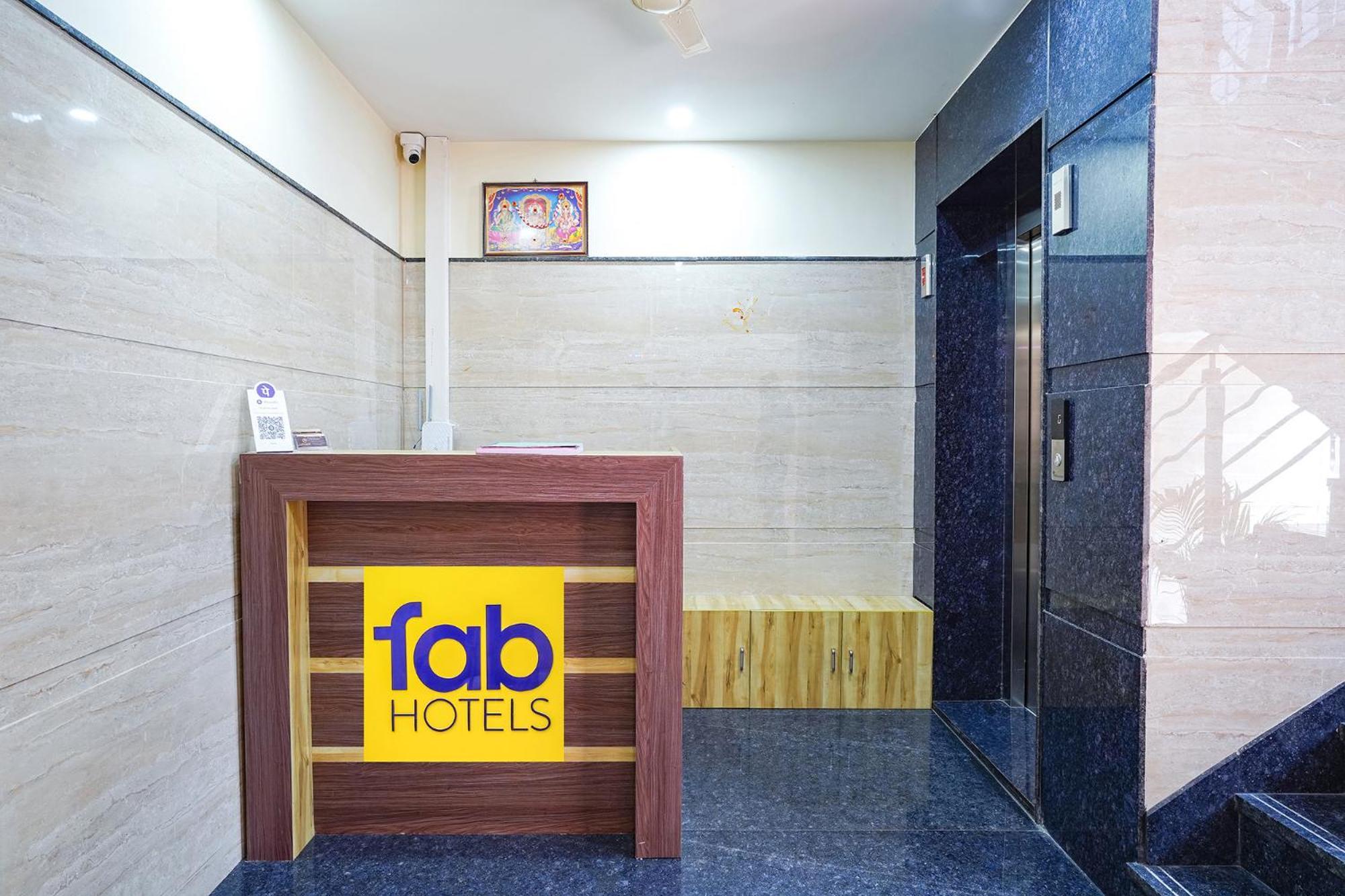 Hotel Fabhotel Hsr Gateway 3*