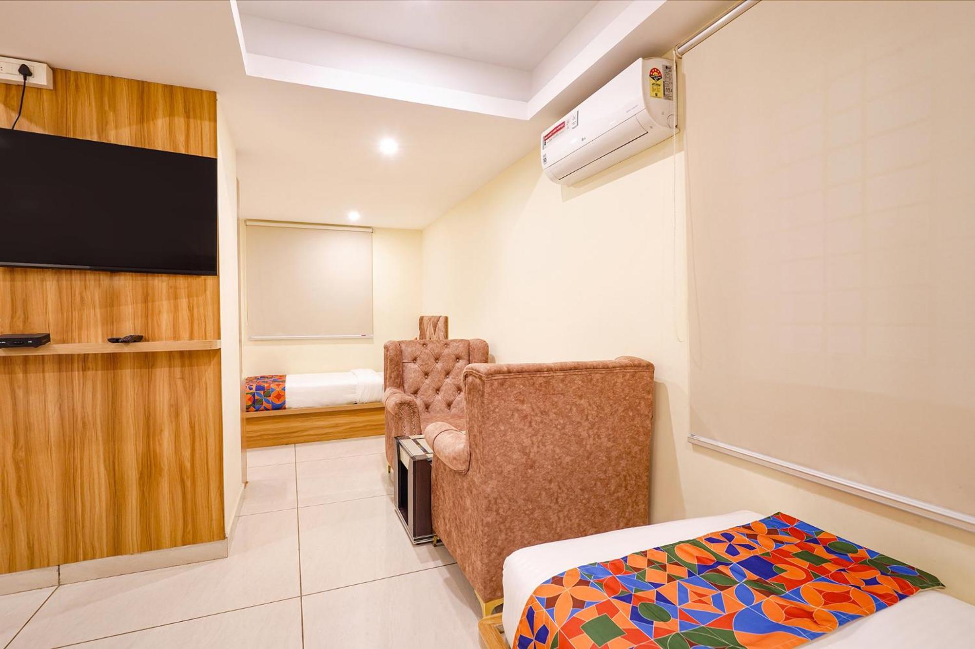 Hotel Fabhotel Sai Luxury Comforts Bangalore