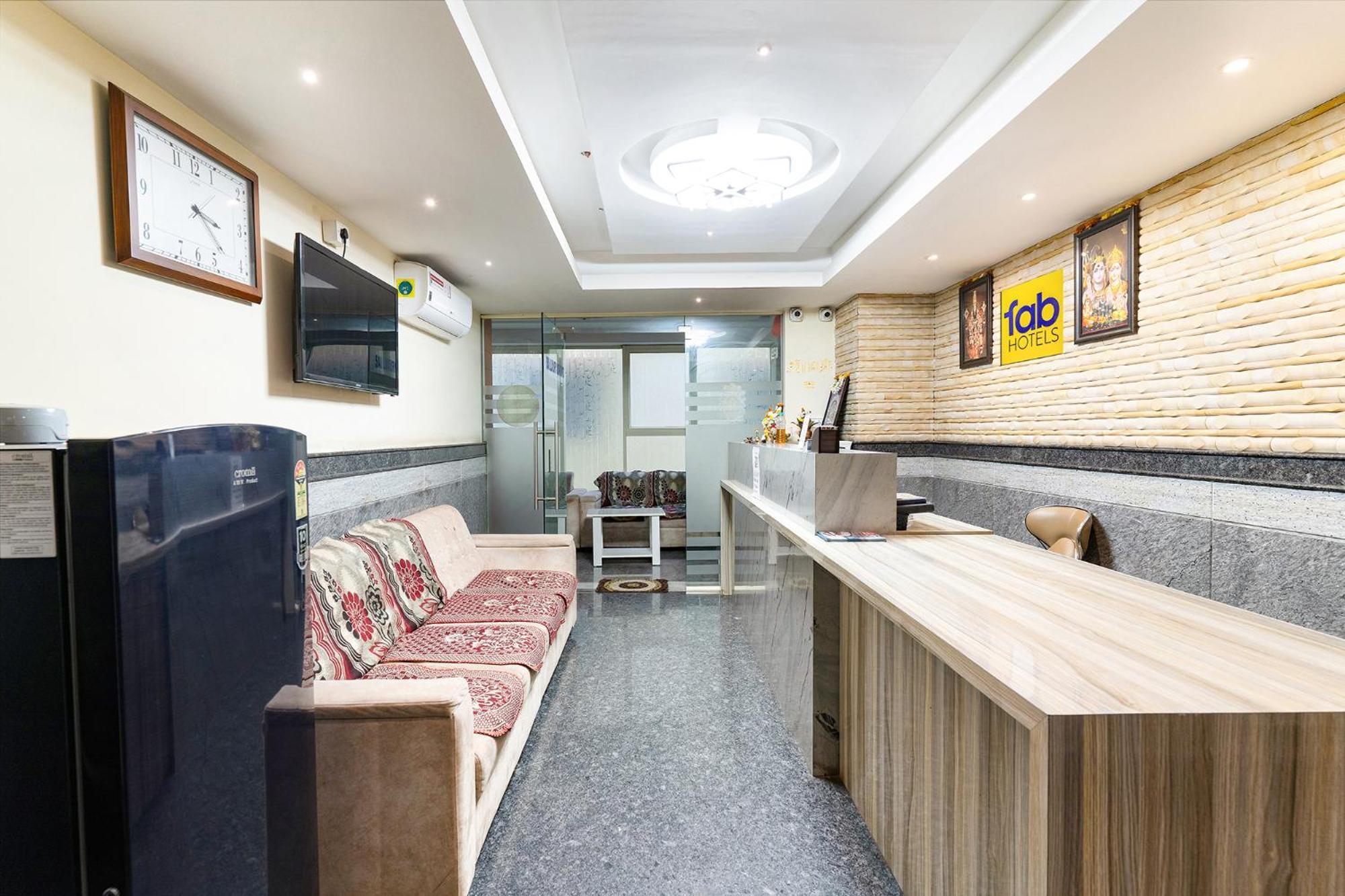 Fabhotel Sai Luxury Comforts Hotel