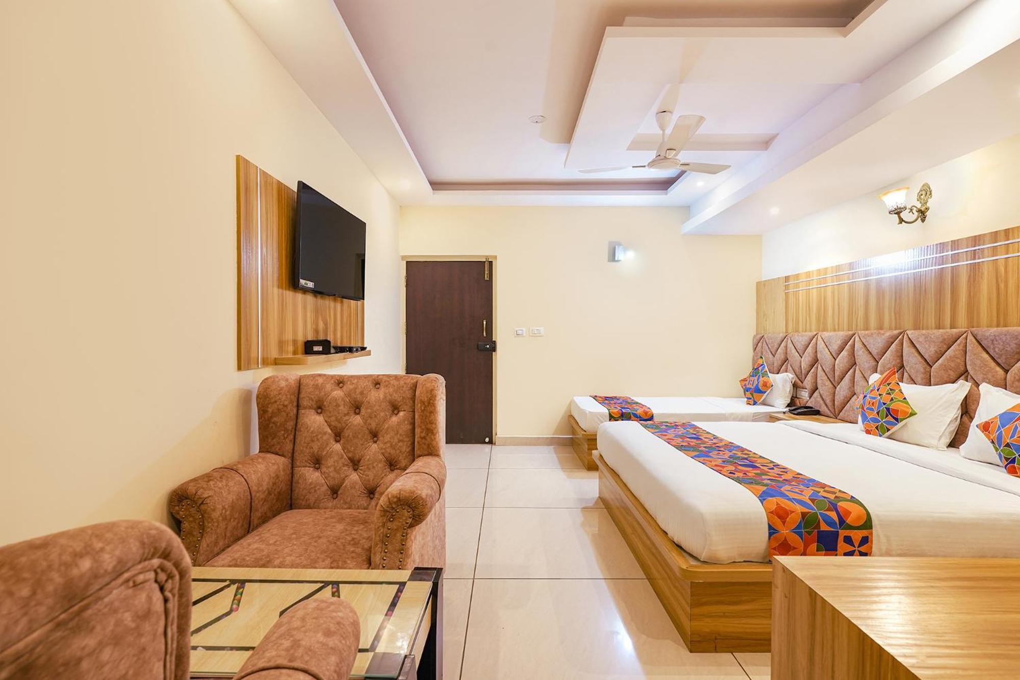 Fabhotel Sai Luxury Comforts