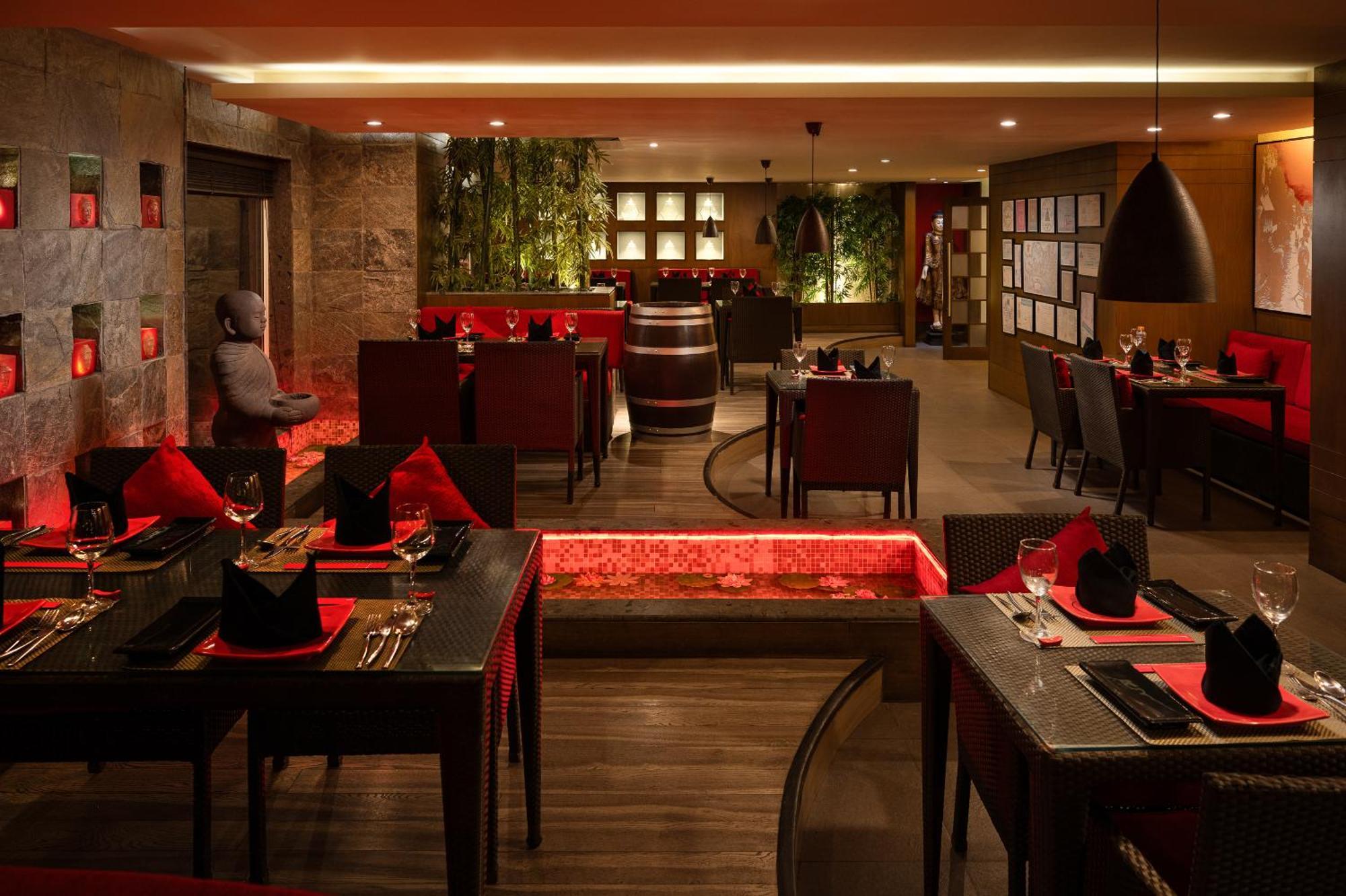 Hotel Lemon Tree Premier, Ulsoor Lake, Bangalore