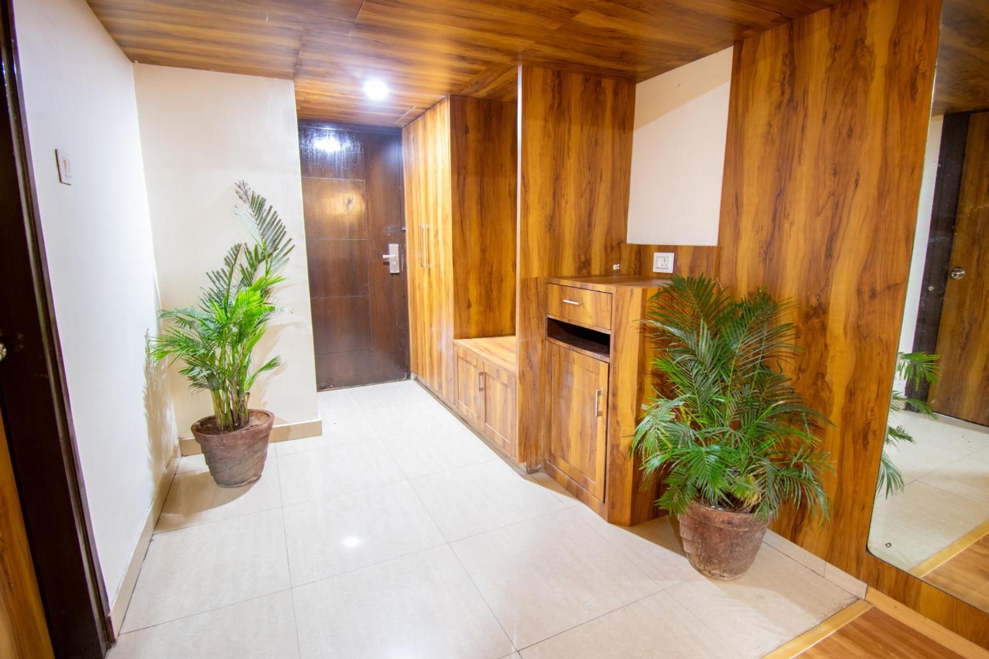 Brigade Hotel 3*