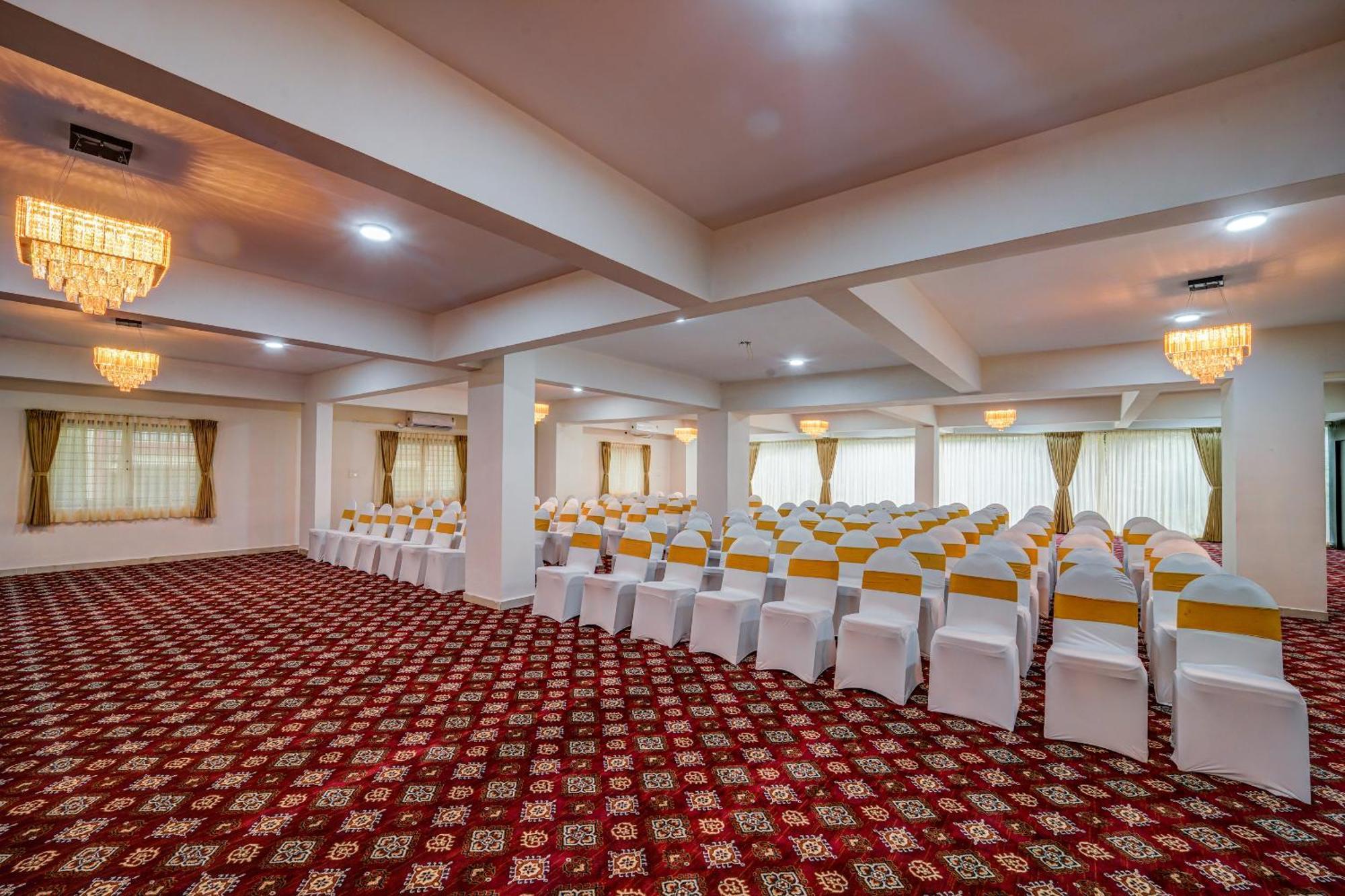 The Emerald Hotel Bangalore