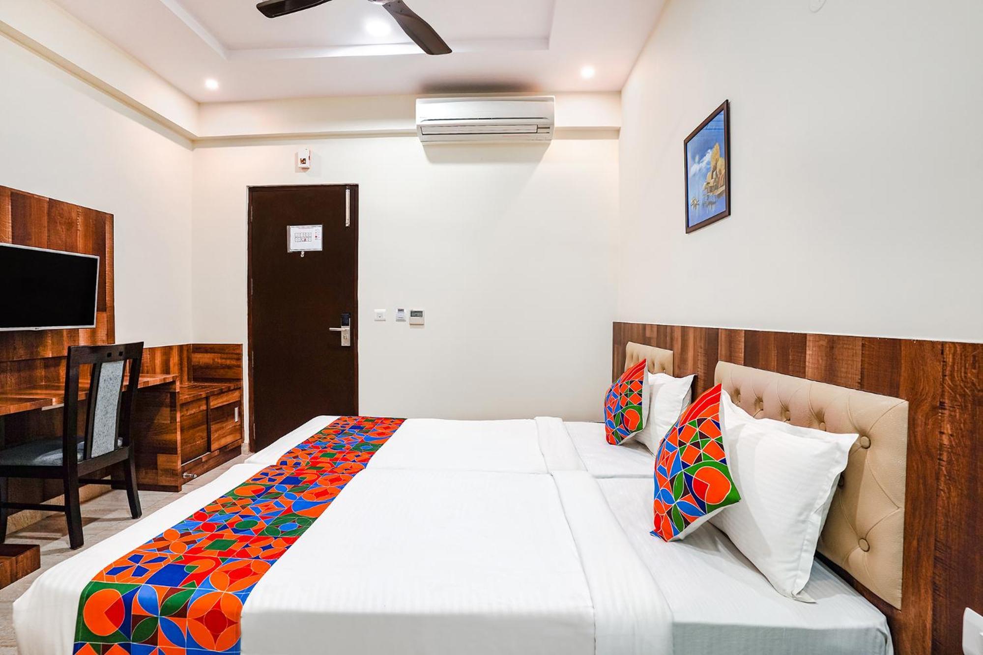 Fabhotel Wonder - Nr Aecs Layout Main Road Bangalore