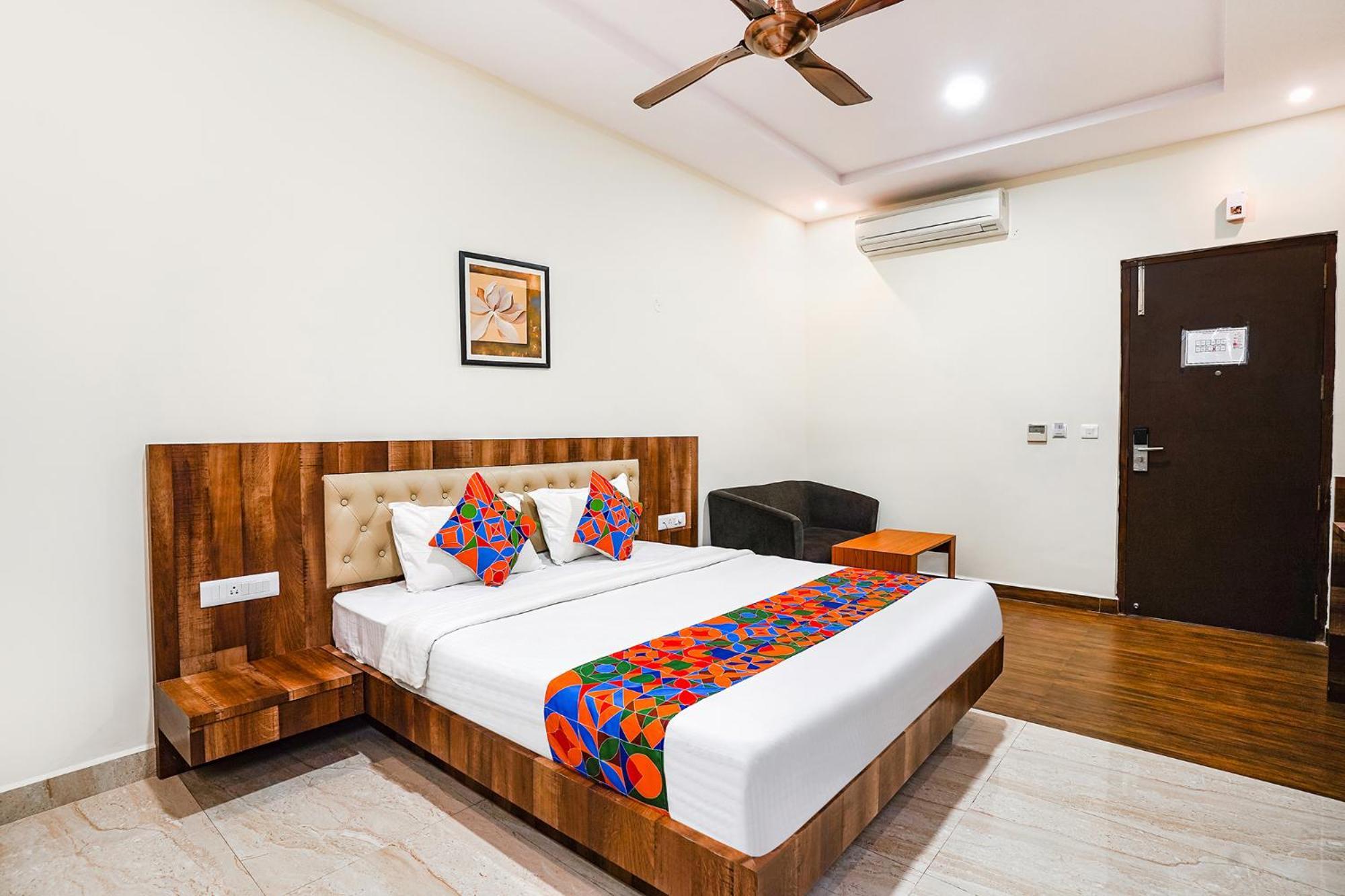Fabhotel Wonder - Nr Aecs Layout Main Road Bangalore