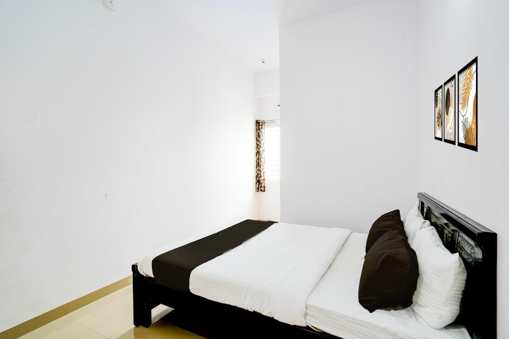 Hotel O Sapthagiri Boarding &