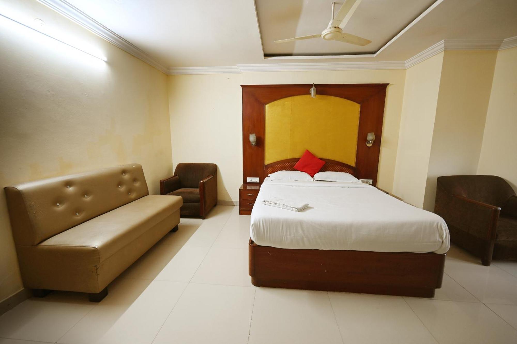 Classic Comforts 2* Bangalore
