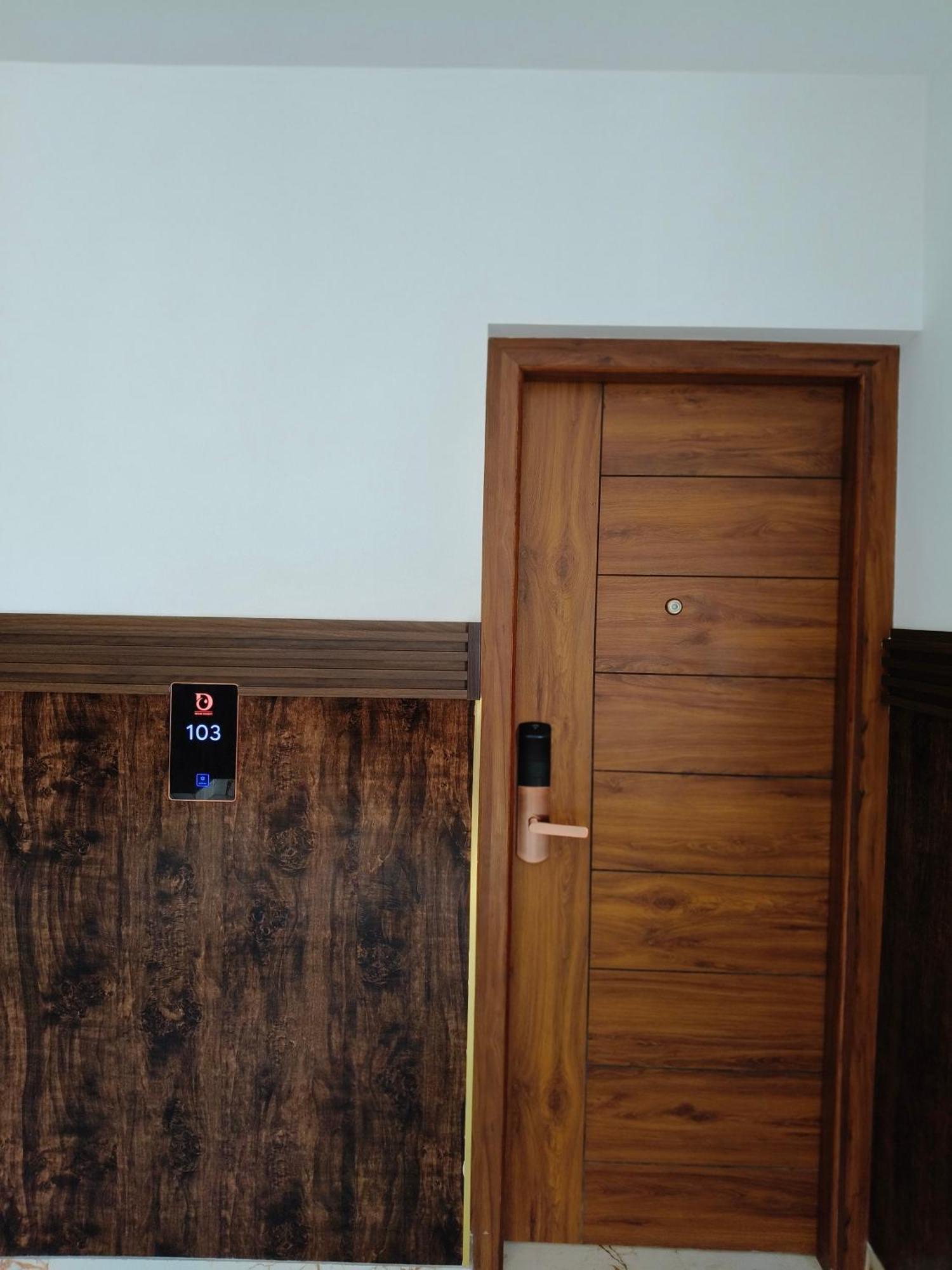 Decan County Hotel 3*