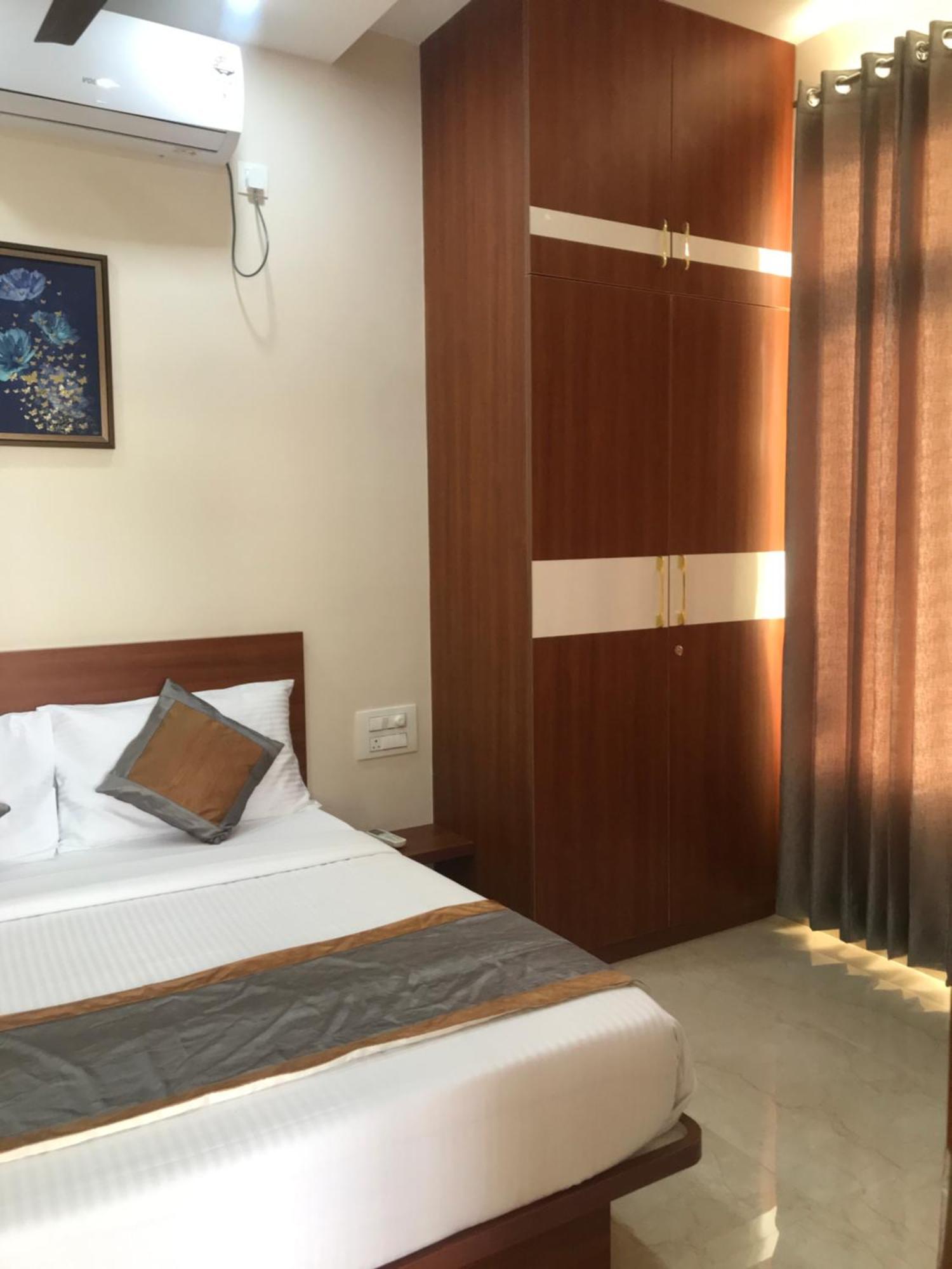 Apartment Sunshine Suites-premium *