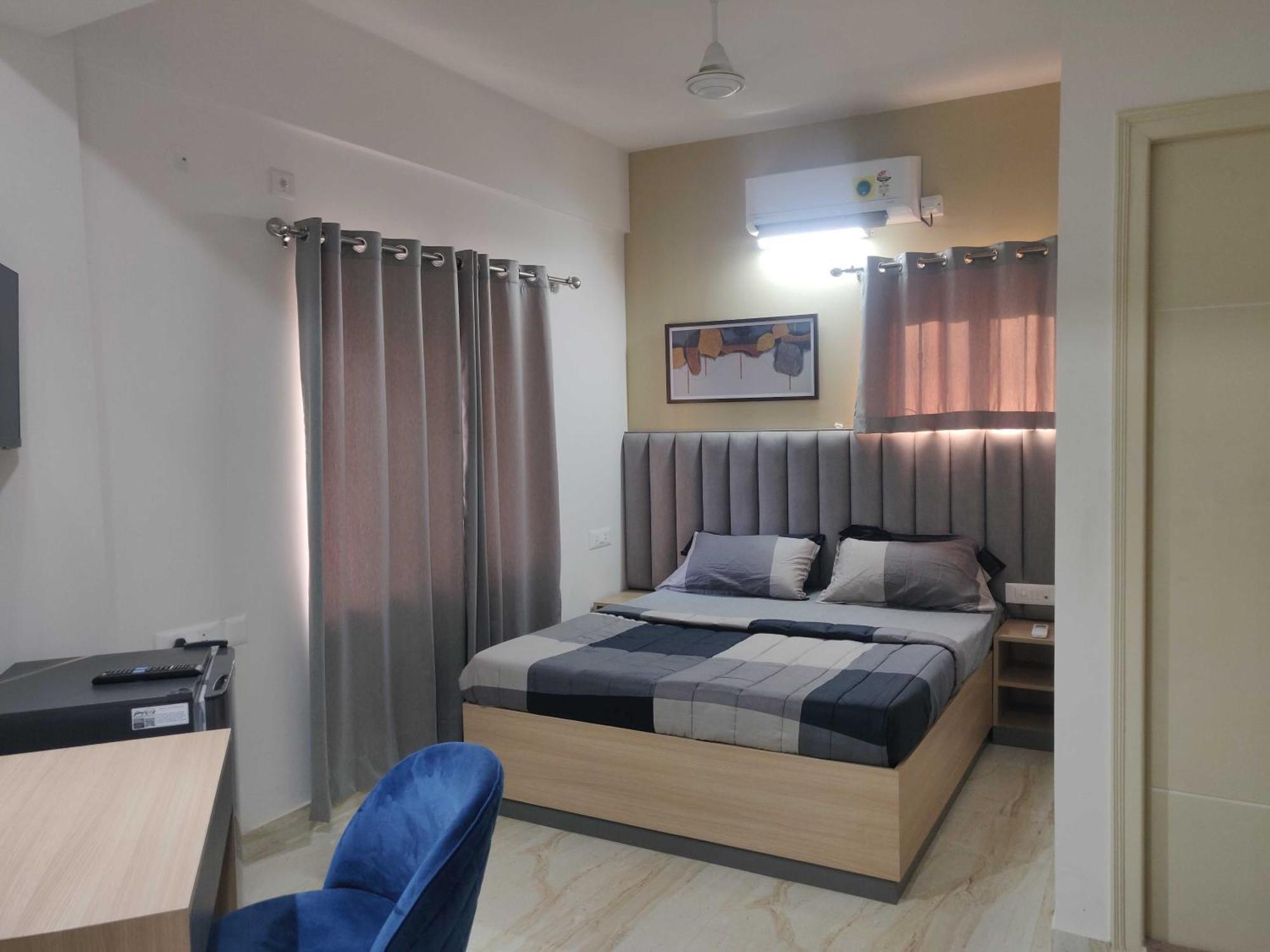 Collection O Local Square Karle Town Bangalore