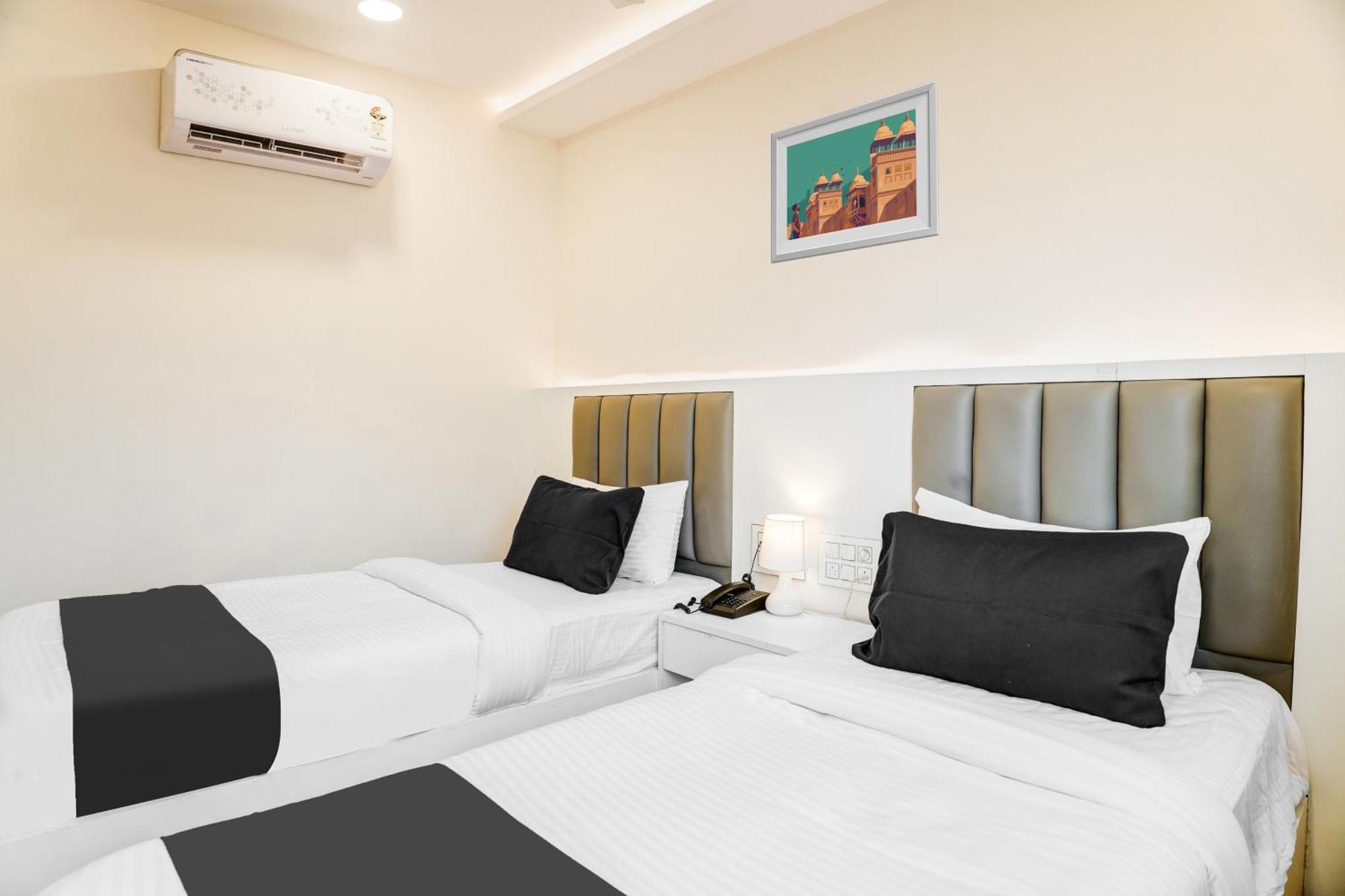 Super Townhouse Hsr Layout Hotel