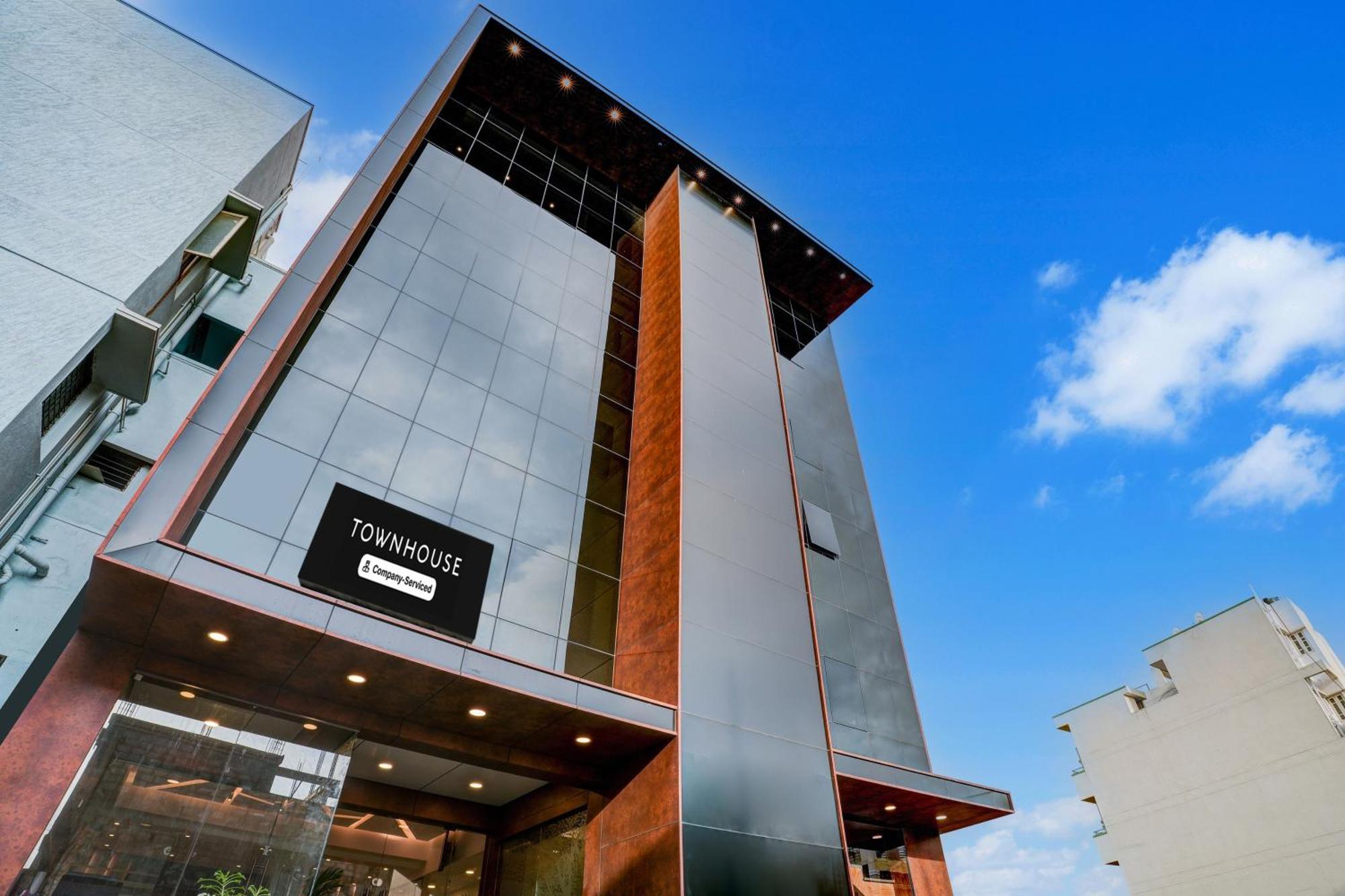 Super Townhouse Hsr Layout Hotel 3*