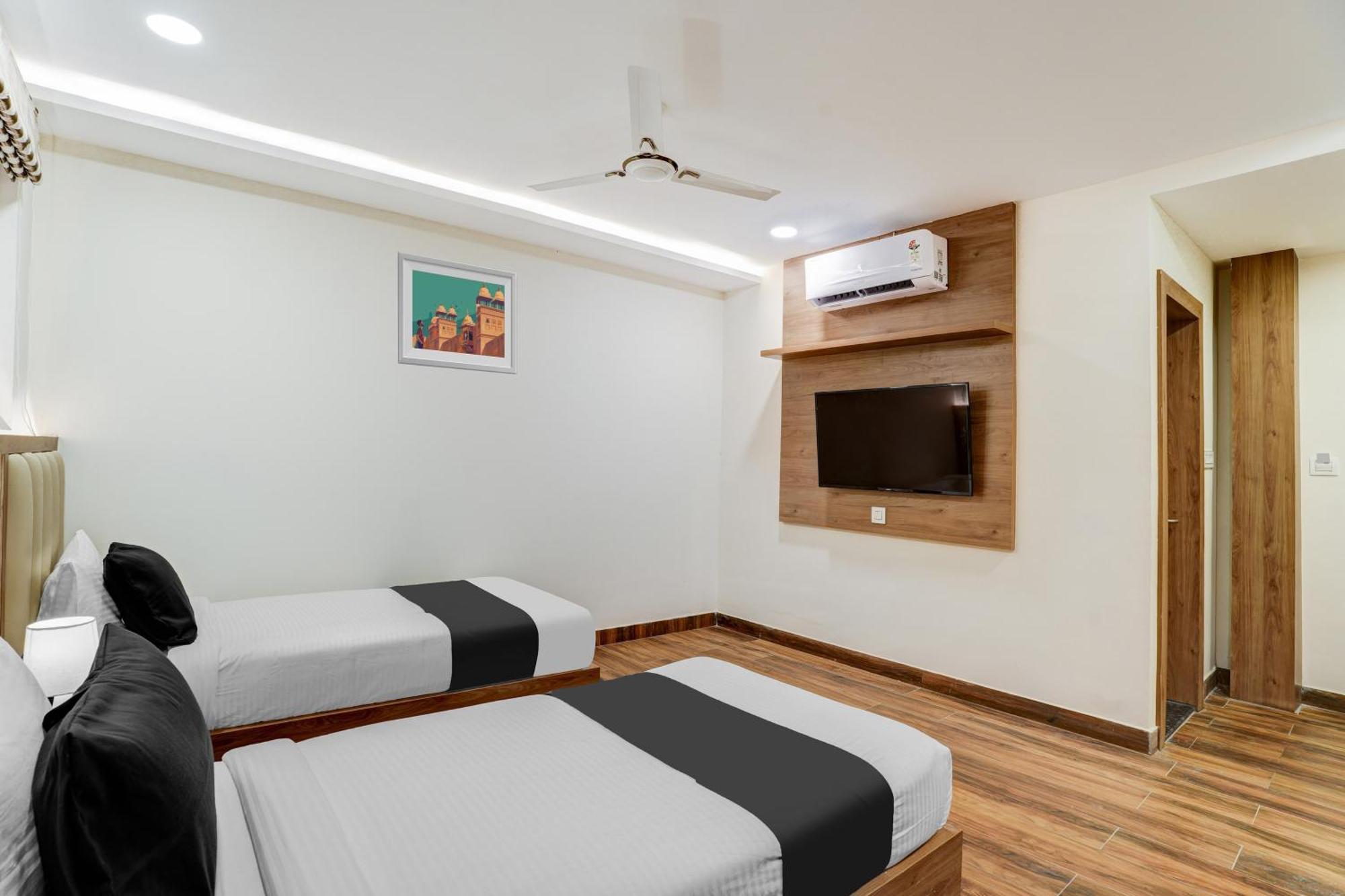 Super Townhouse Hsr Layout 3* Bangalore