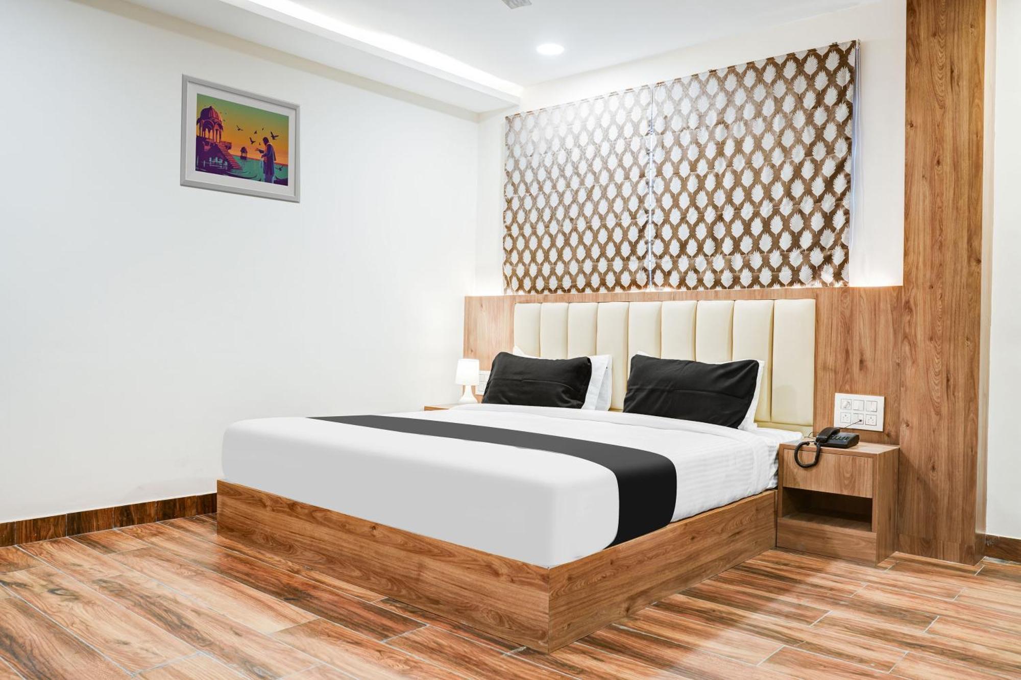 Super Townhouse Hsr Layout Hotel