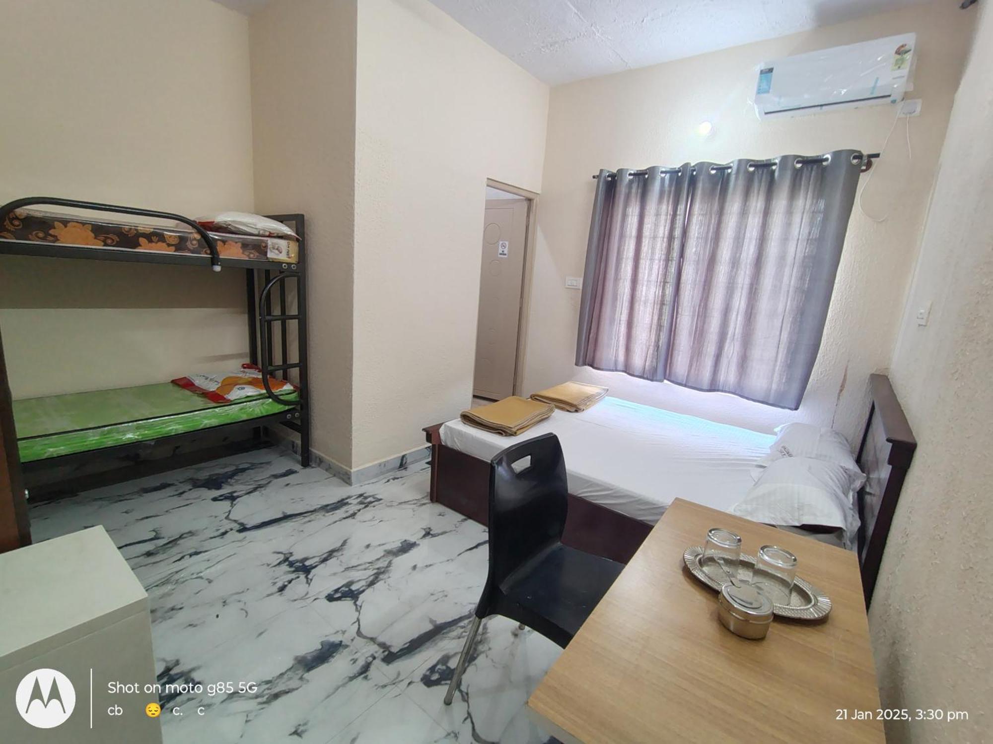 Hotel A P S Heritage *