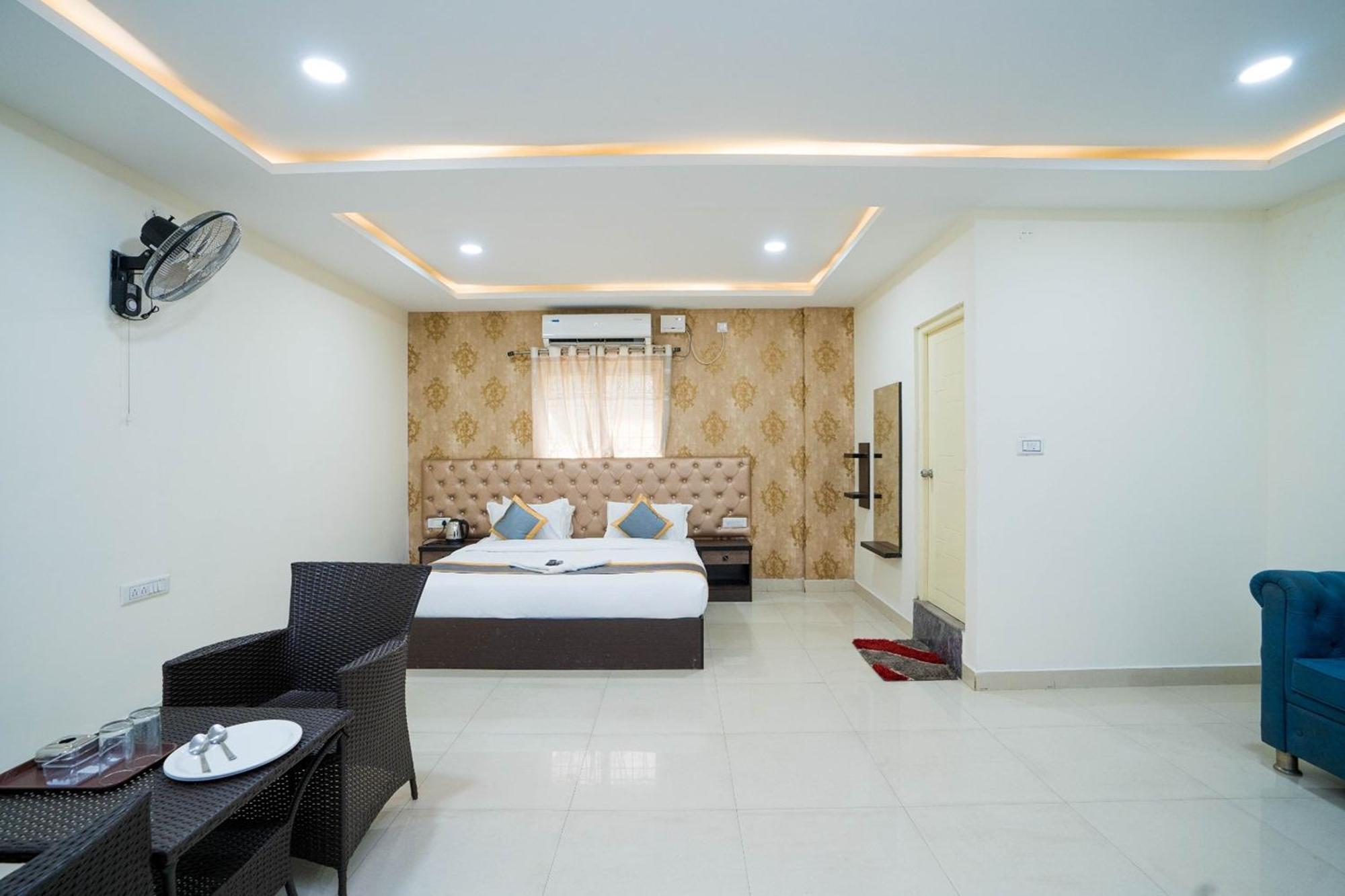 Accor