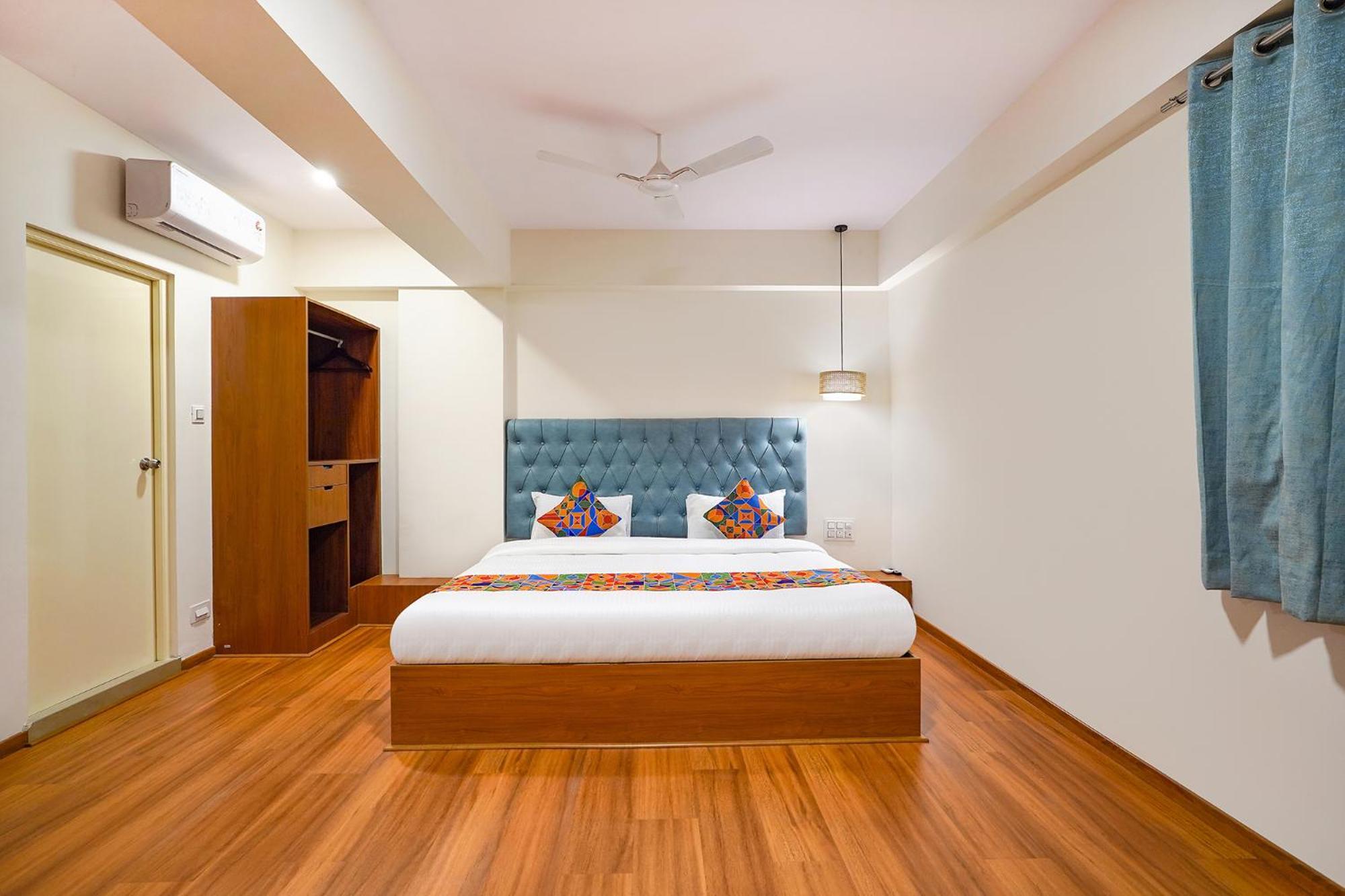 Hotel Hotel Joven'S Central - Brigade Road