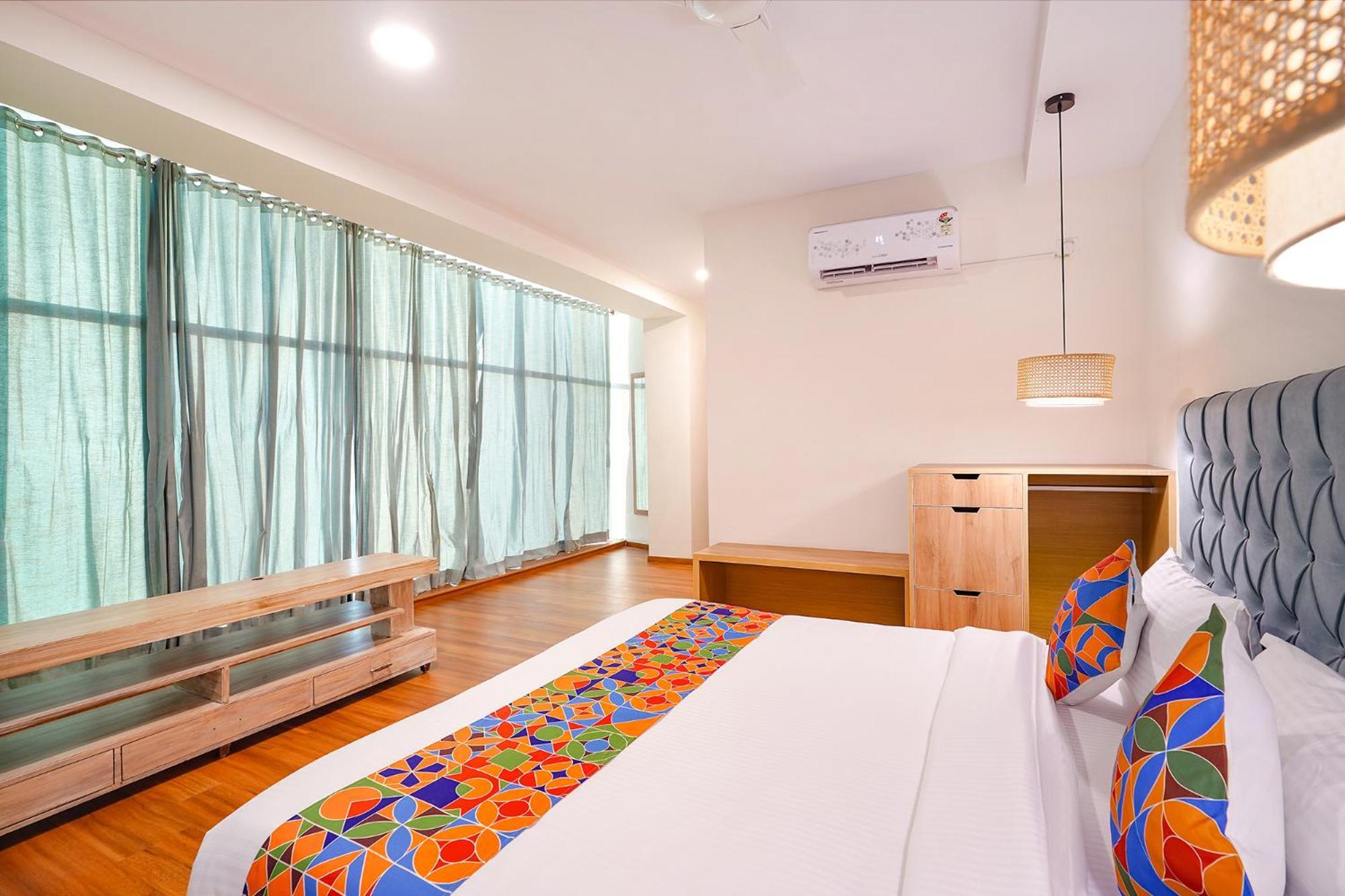 Hotel Joven'S Central - Brigade Road Hotel
