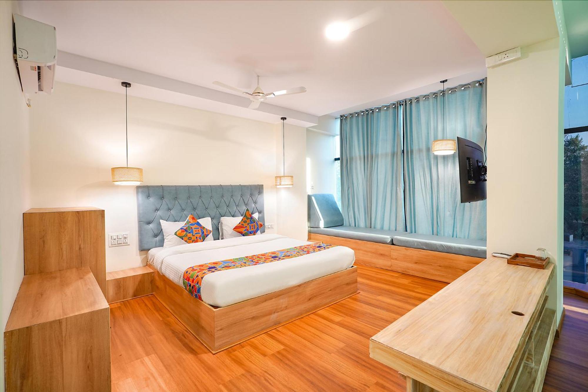 Hotel Joven'S Central - Brigade Road